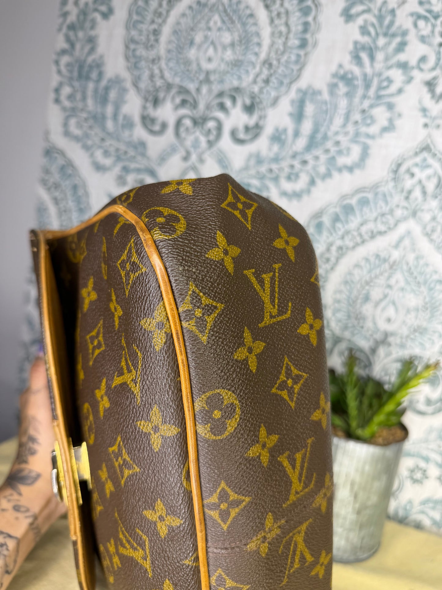 Louis Vuitton Saks Fifth Ave Handbag (damaged)