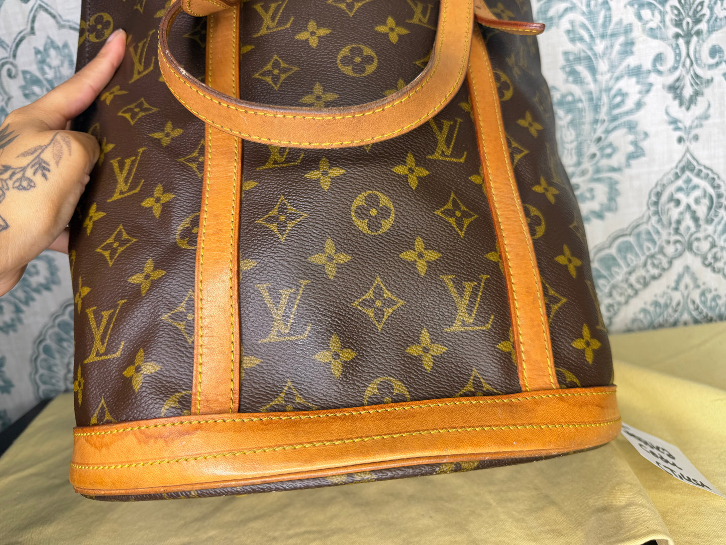 Louis Vuitton Bucket GM #1