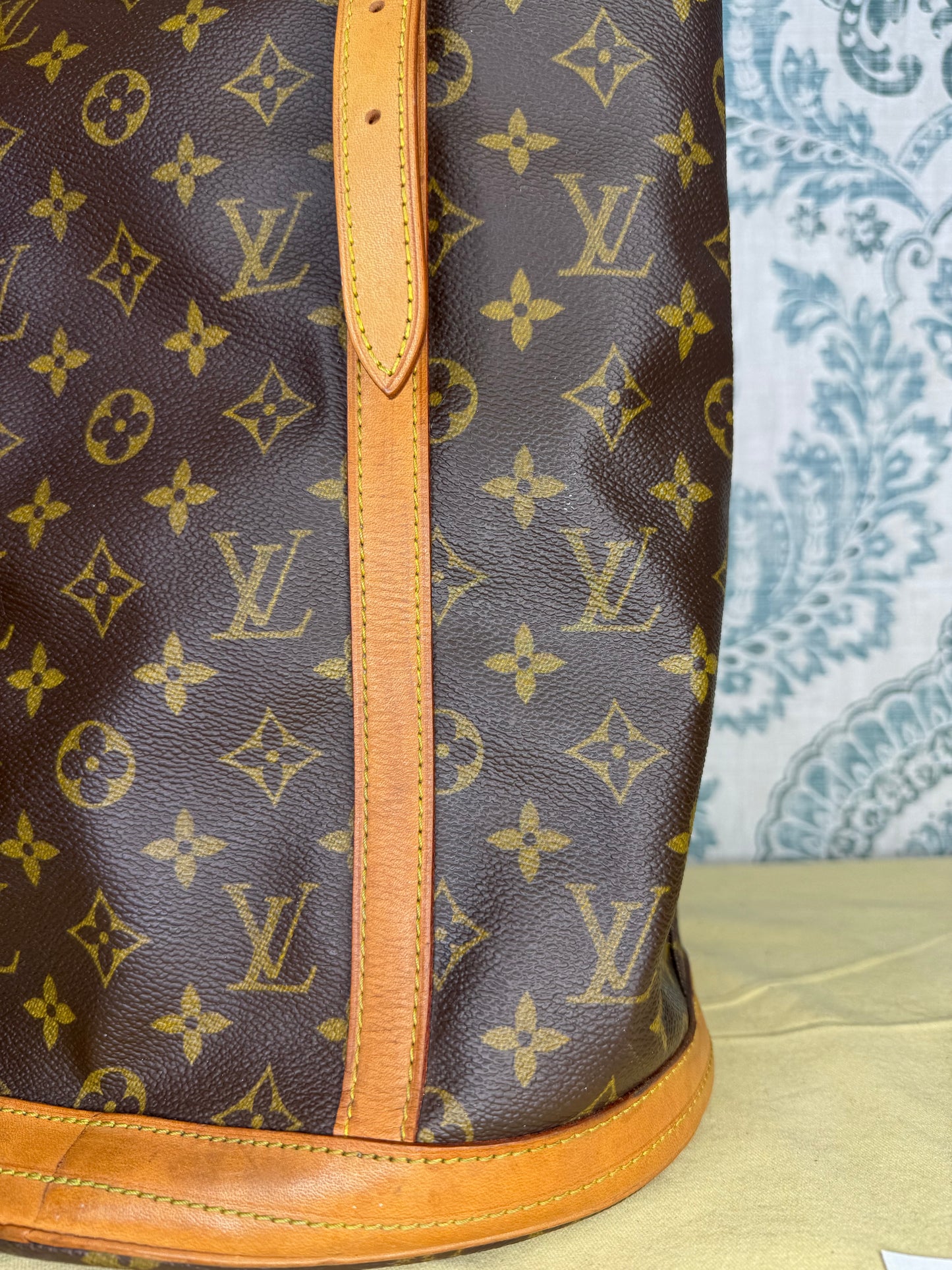 Louis Vuitton Bucket GM #1