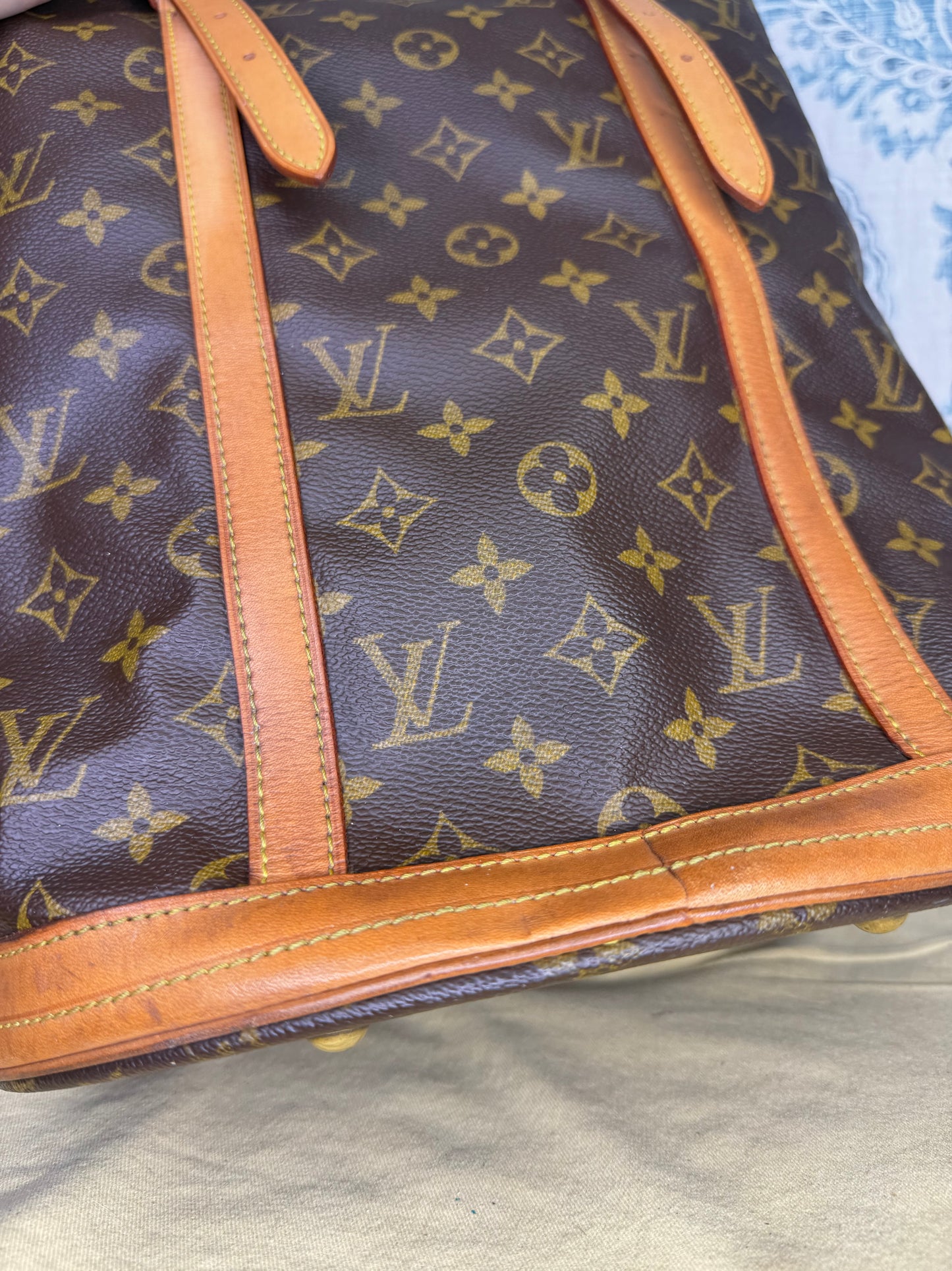 Louis Vuitton Bucket GM #1