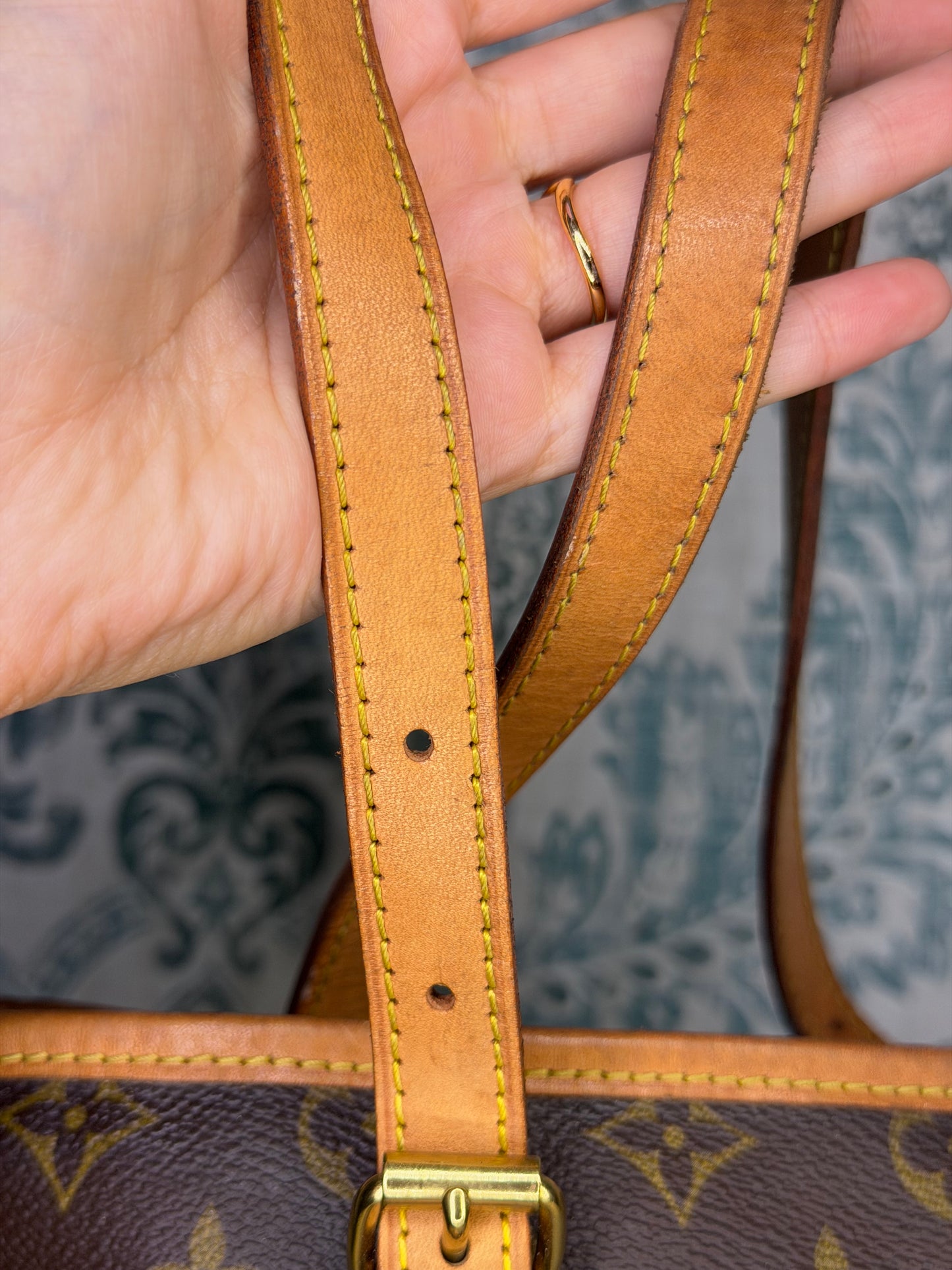Louis Vuitton Bucket GM #1