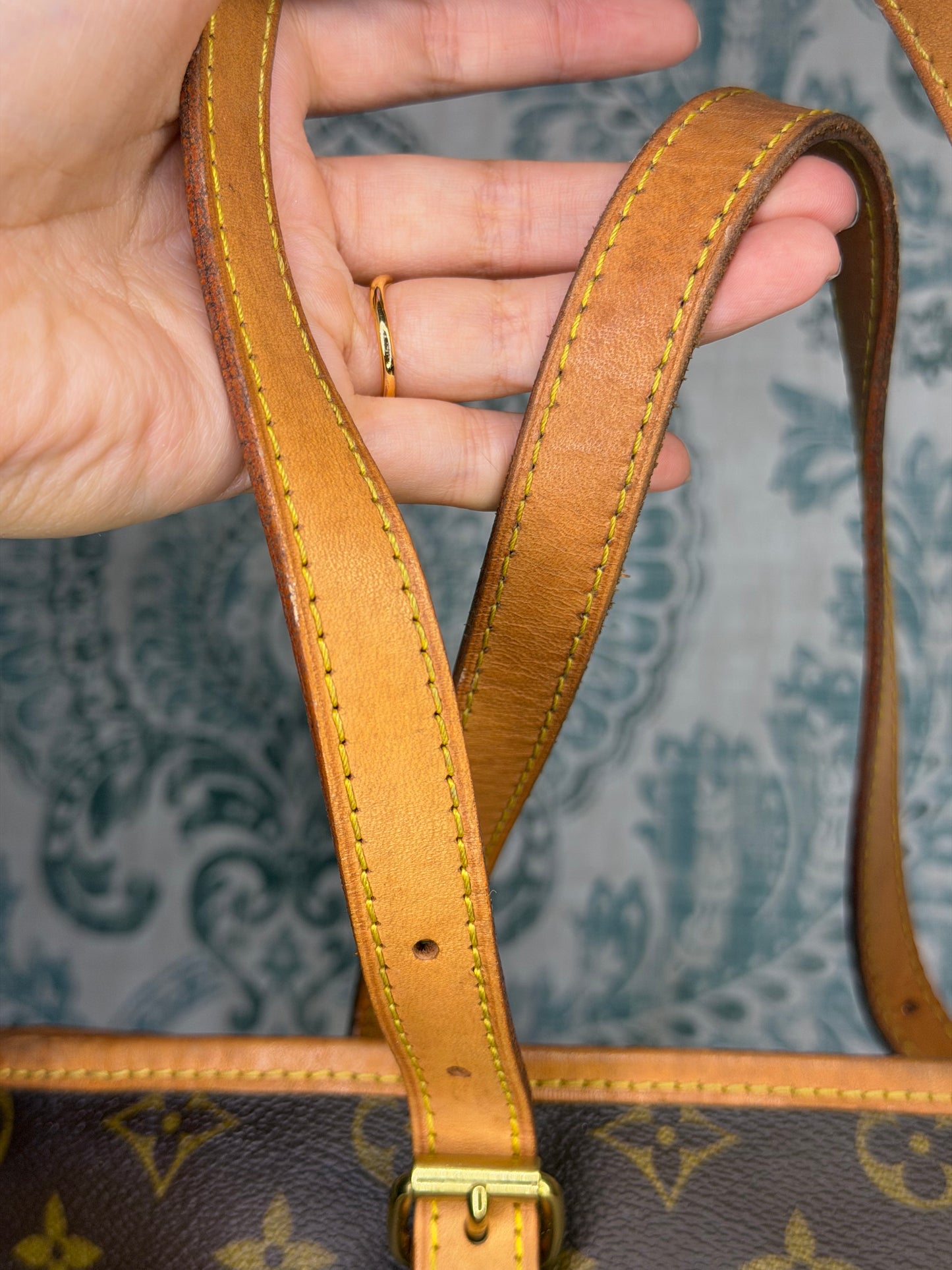 Louis Vuitton Bucket GM #1