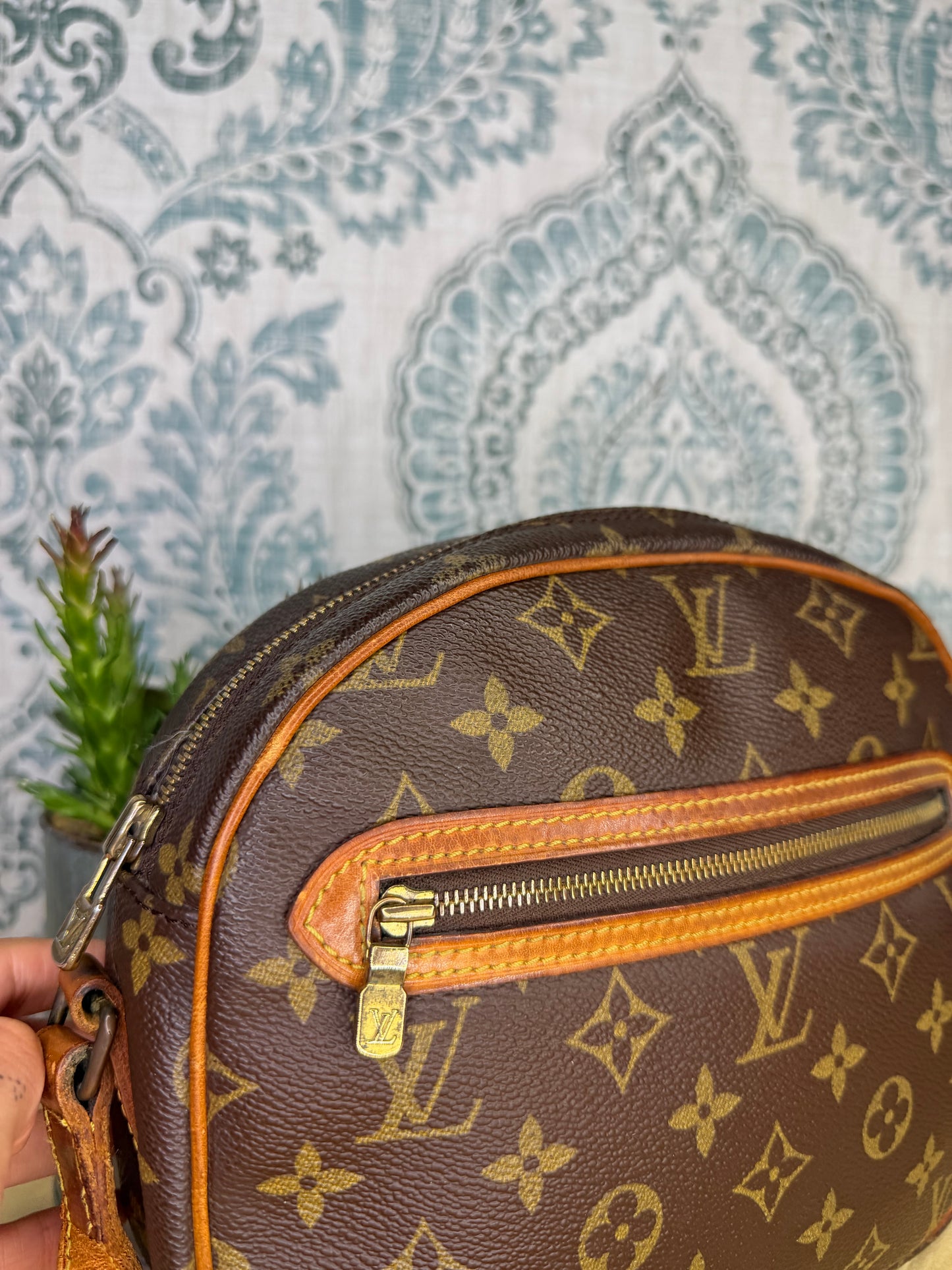 Louis Vuitton Senlis