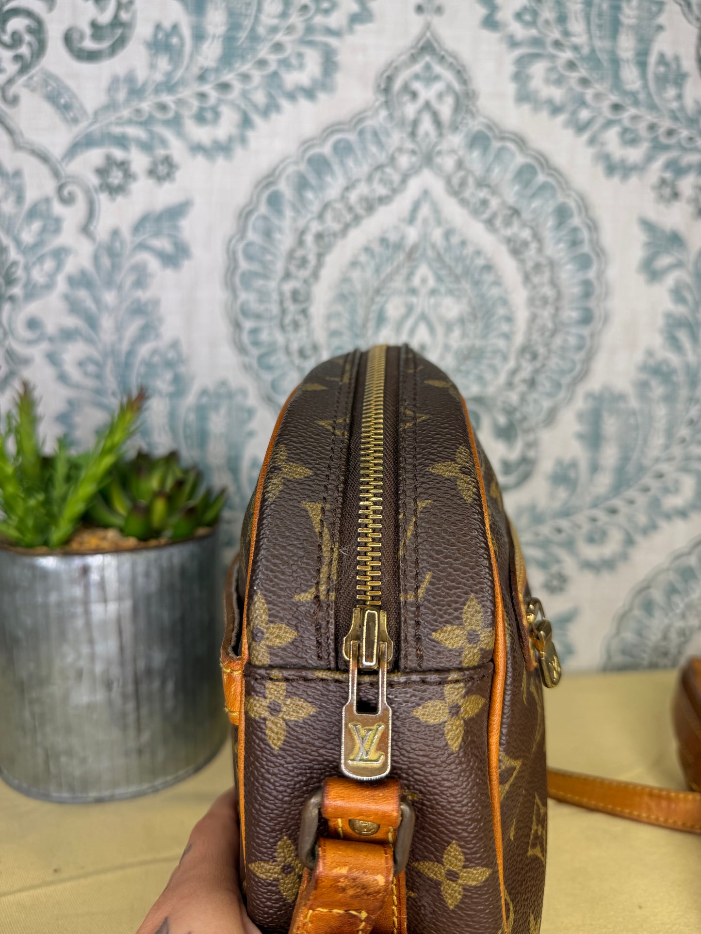 Louis Vuitton Senlis