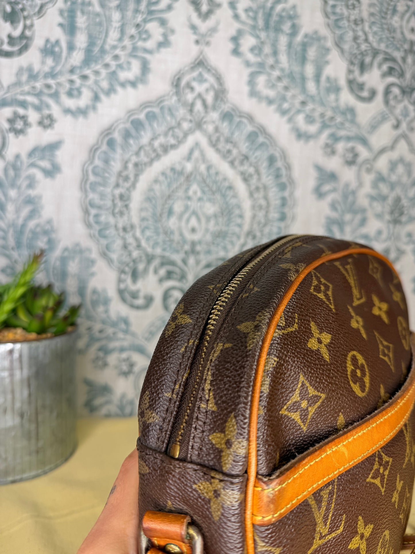 Louis Vuitton Senlis