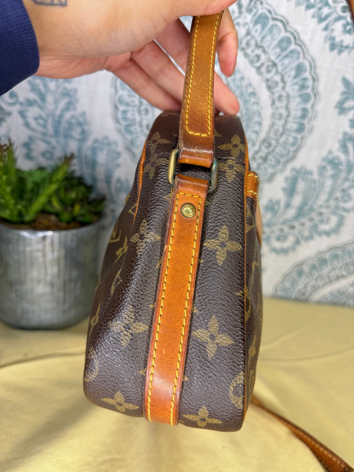 Louis Vuitton Senlis