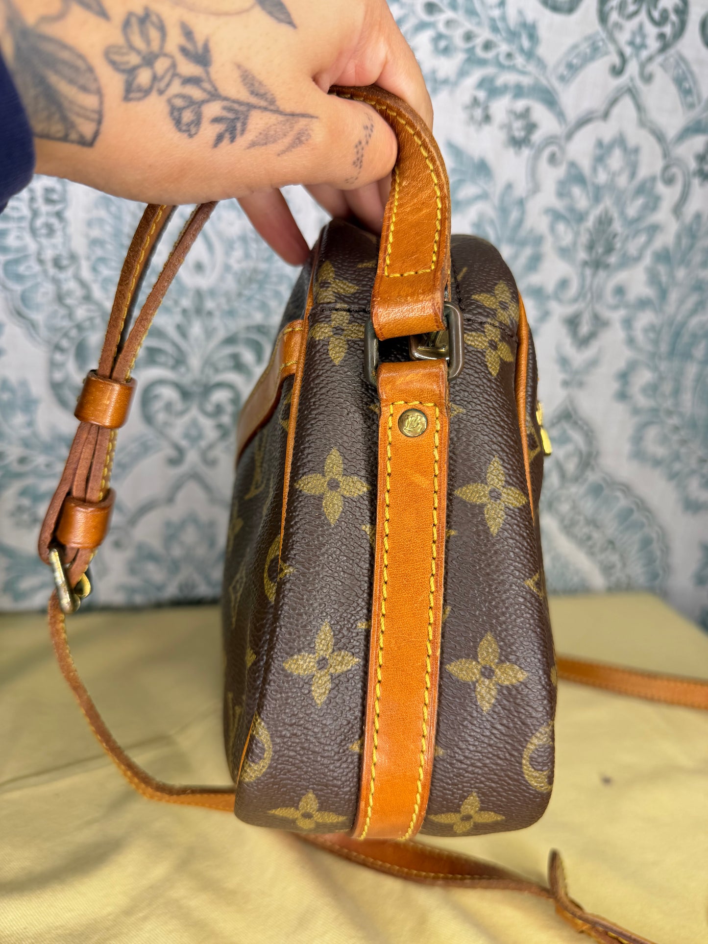 Louis Vuitton Senlis