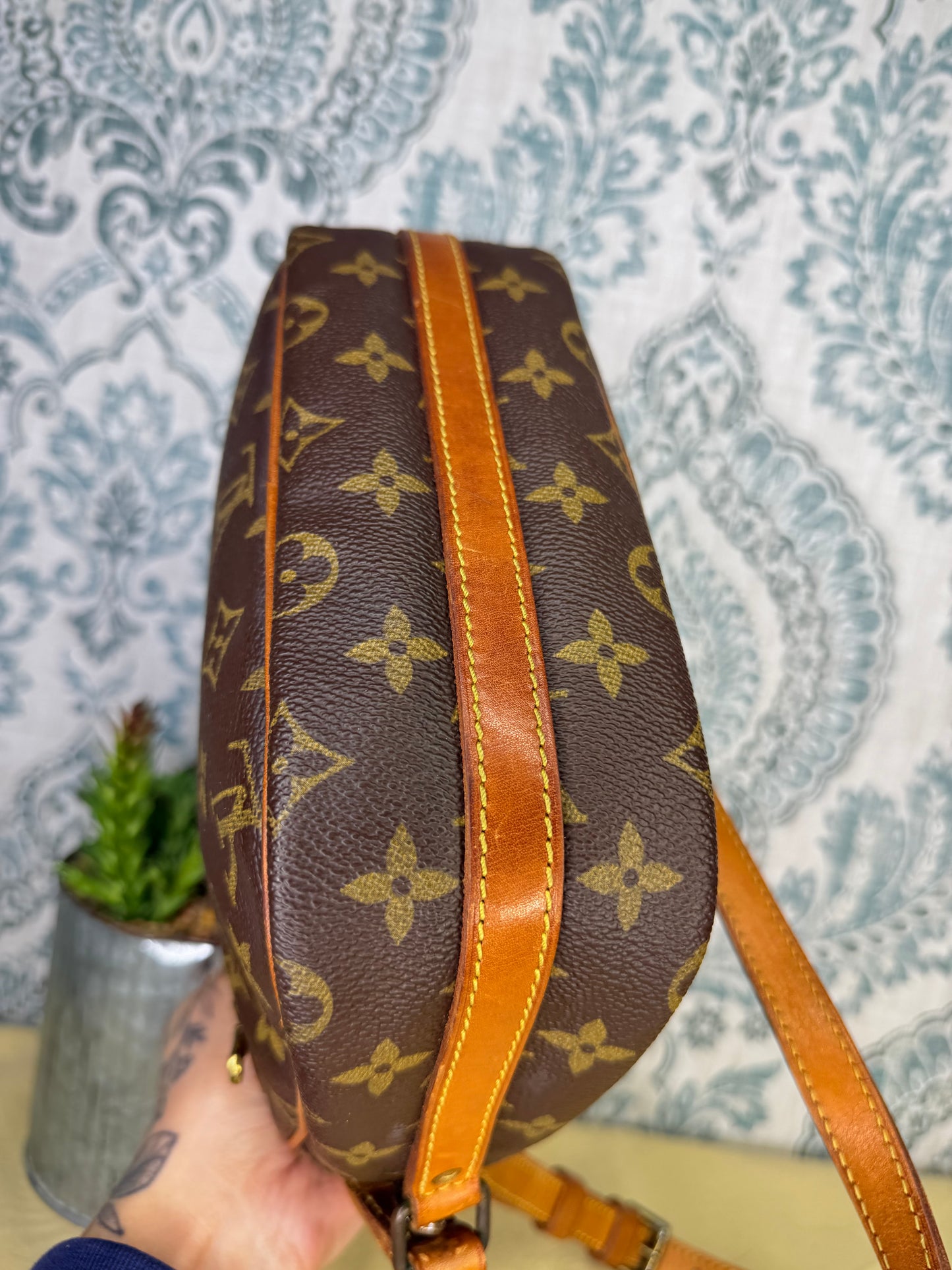 Louis Vuitton Senlis