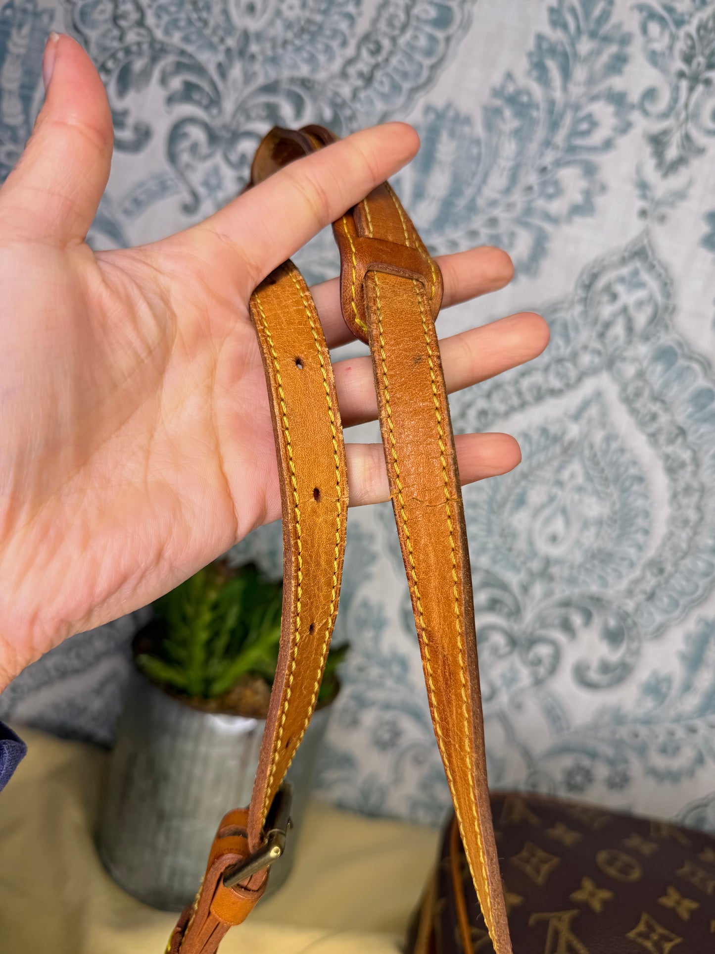 Louis Vuitton Senlis