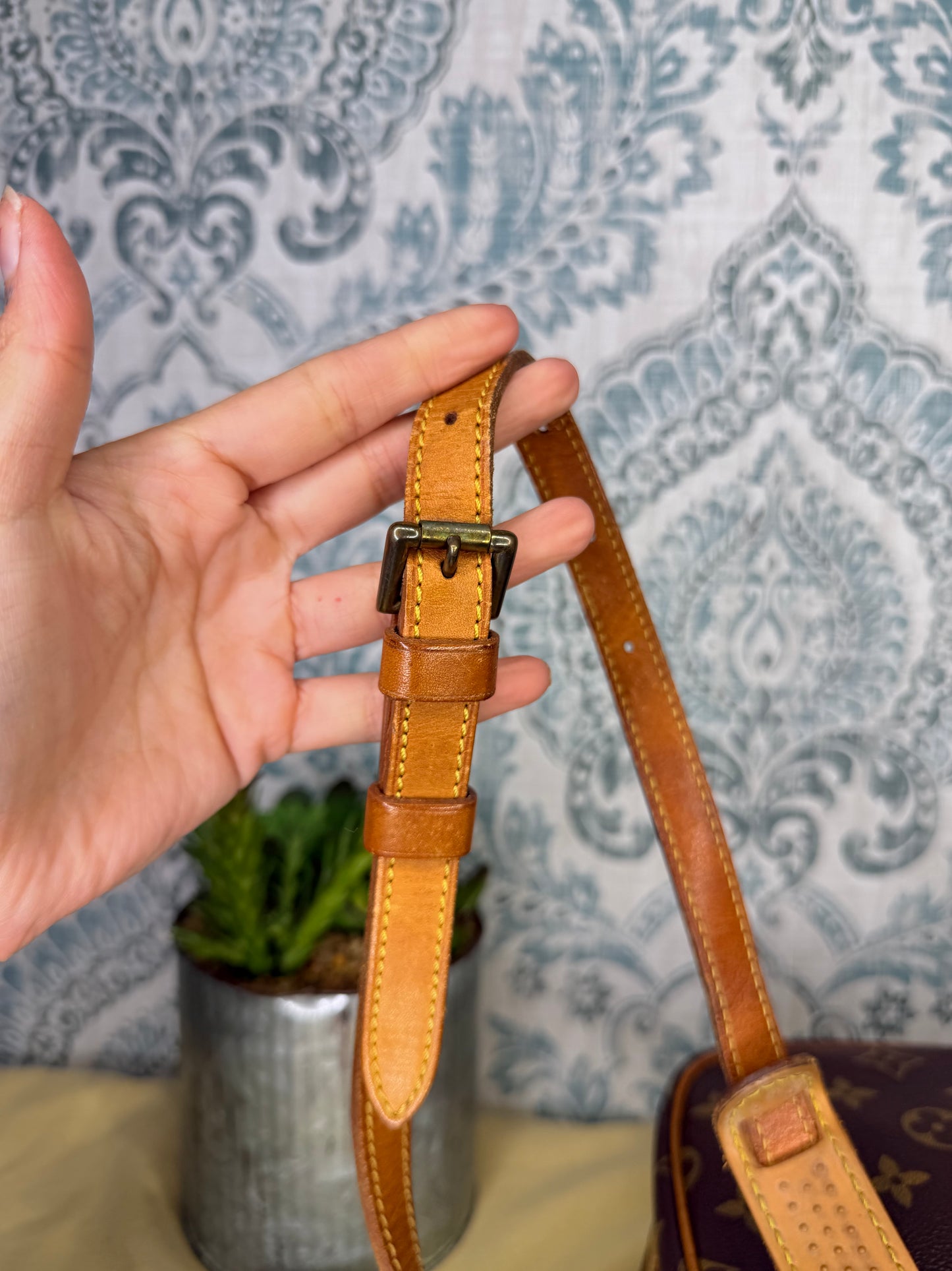 Louis Vuitton Senlis
