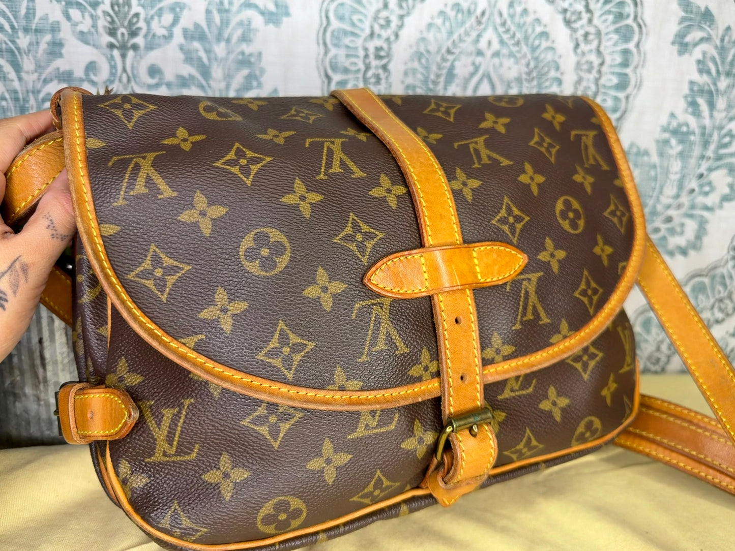 Louis Vuitton Saumur 30