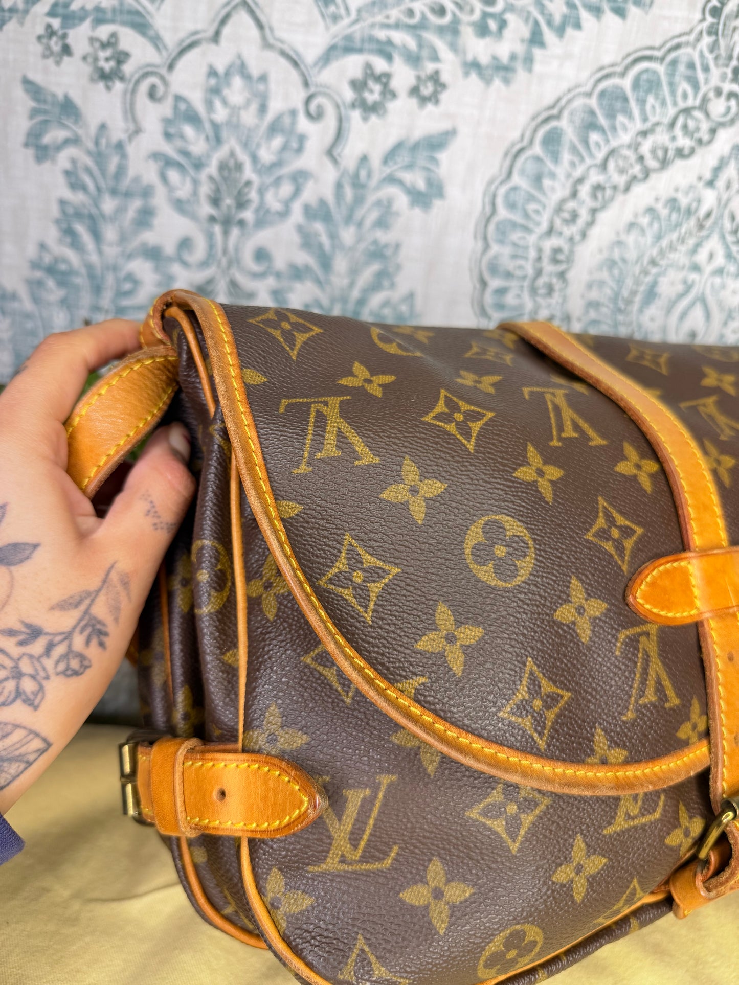 Louis Vuitton Saumur 30