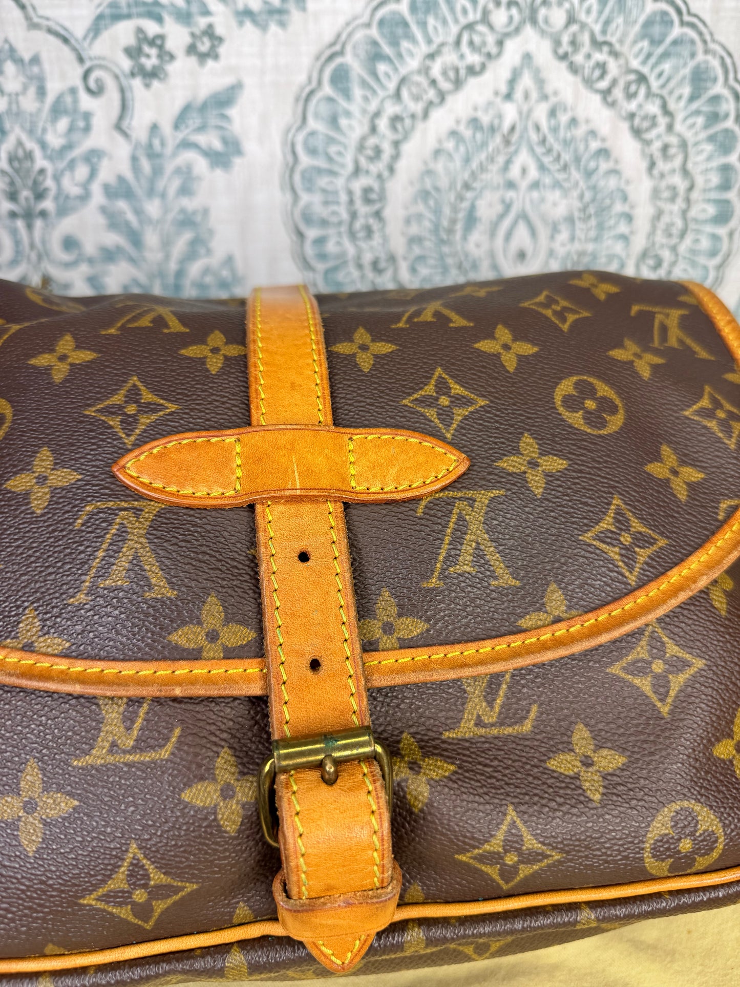 Louis Vuitton Saumur 30