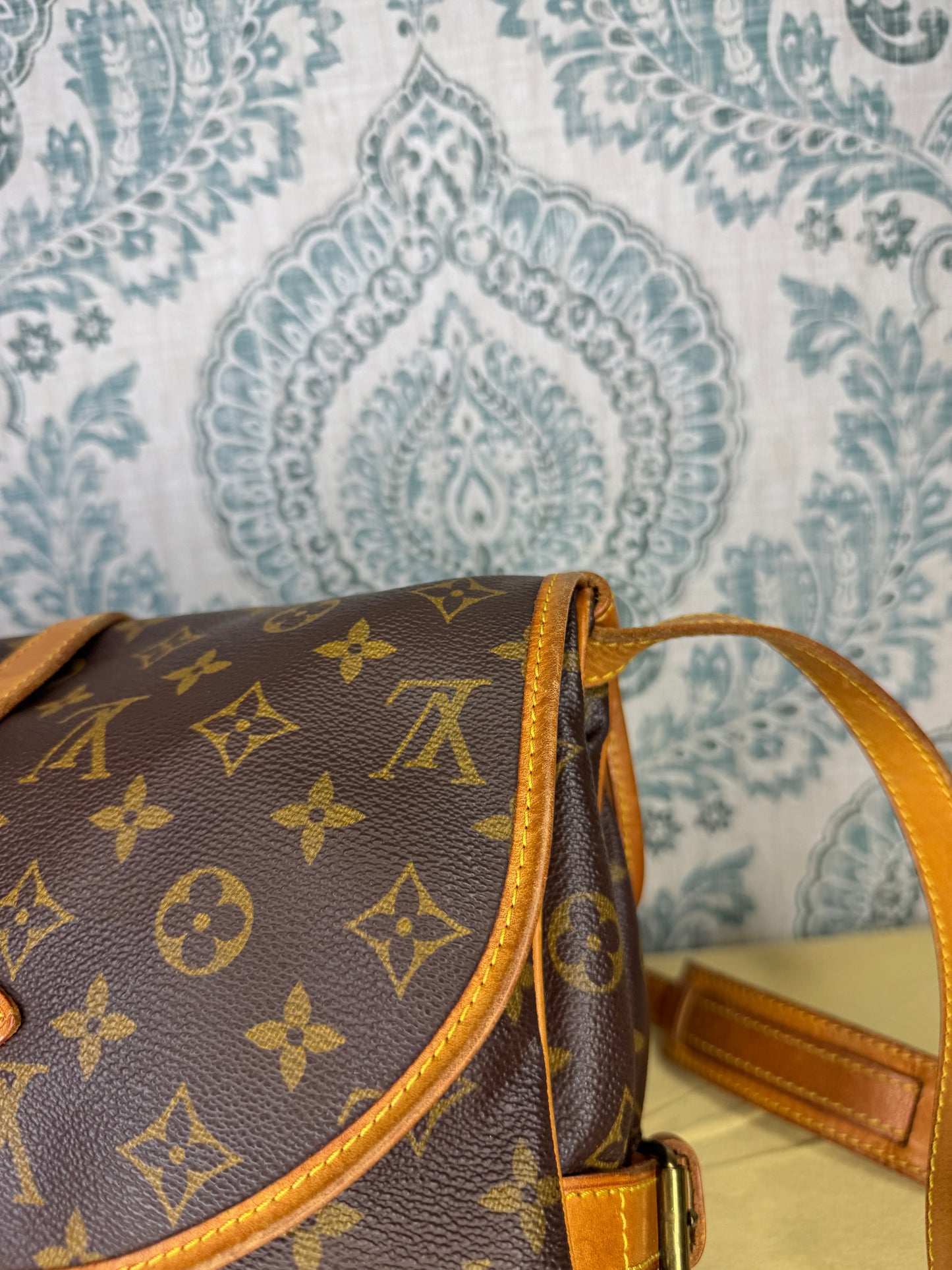 Louis Vuitton Saumur 30
