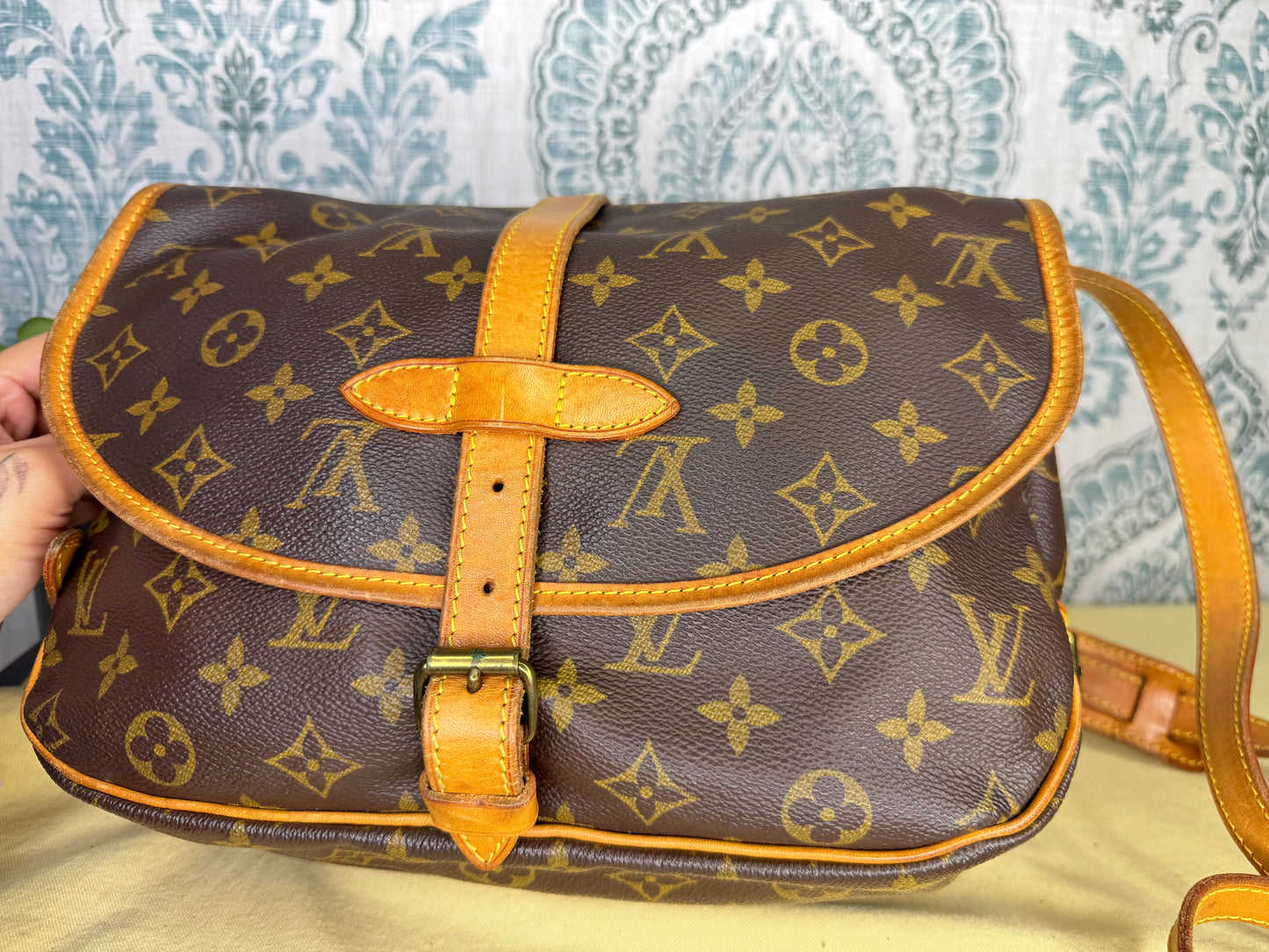 Louis Vuitton Saumur 30