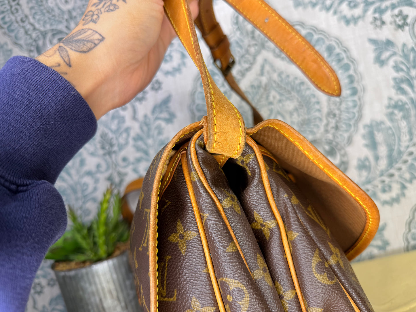 Louis Vuitton Saumur 30