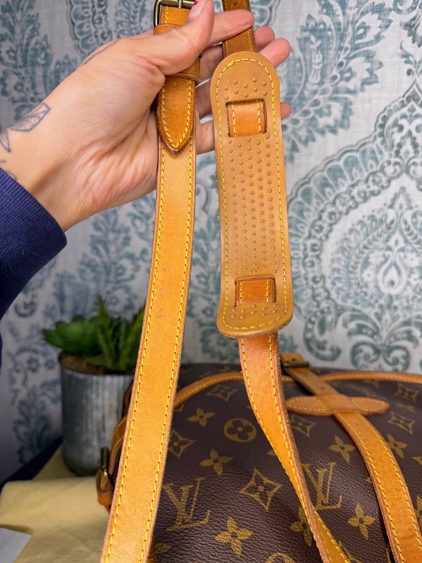 Louis Vuitton Saumur 30