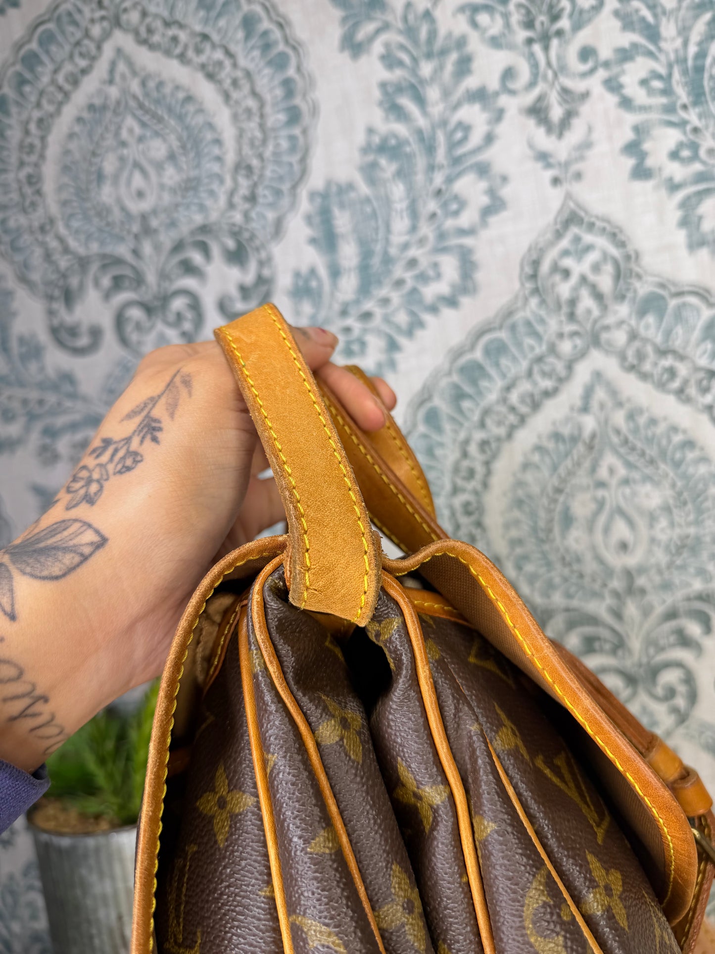 Louis Vuitton Saumur 30