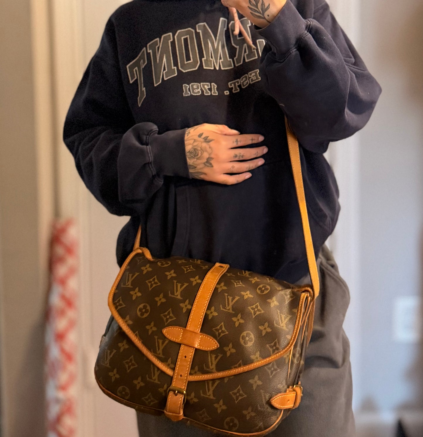 Louis Vuitton Saumur 30