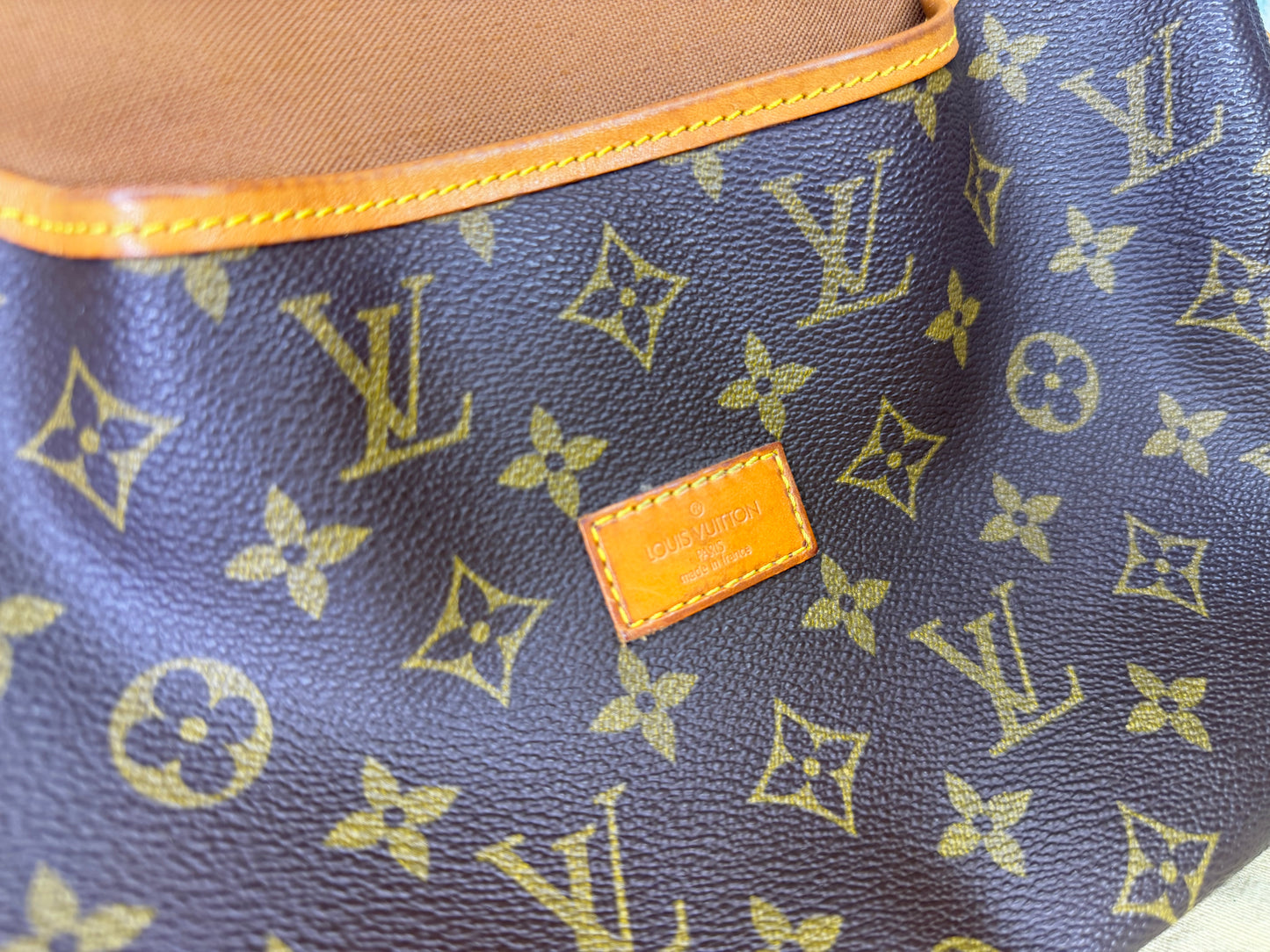 Louis Vuitton Saumur 30