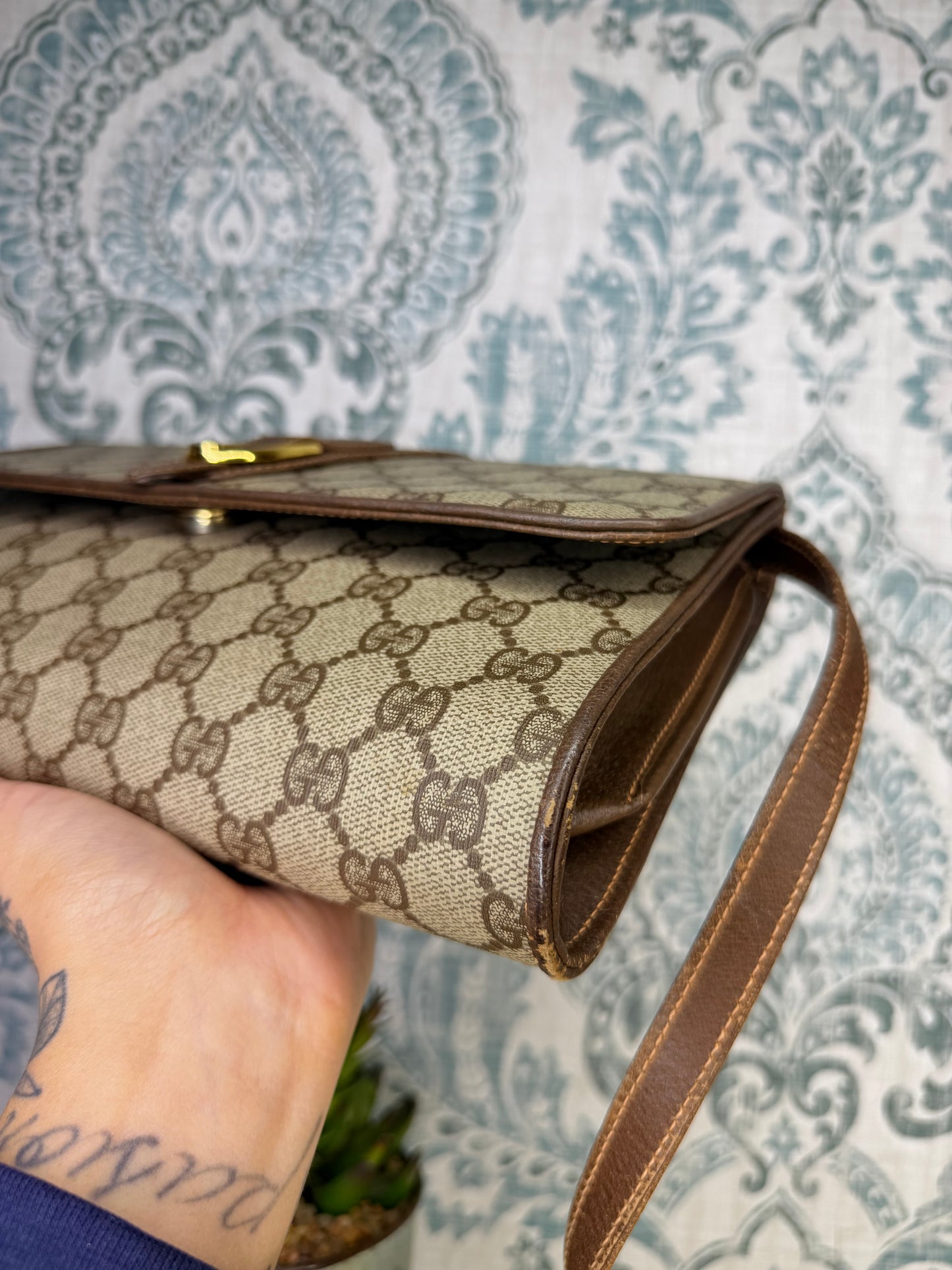Gucci Supreme Vintage 2way Purse/Clutch