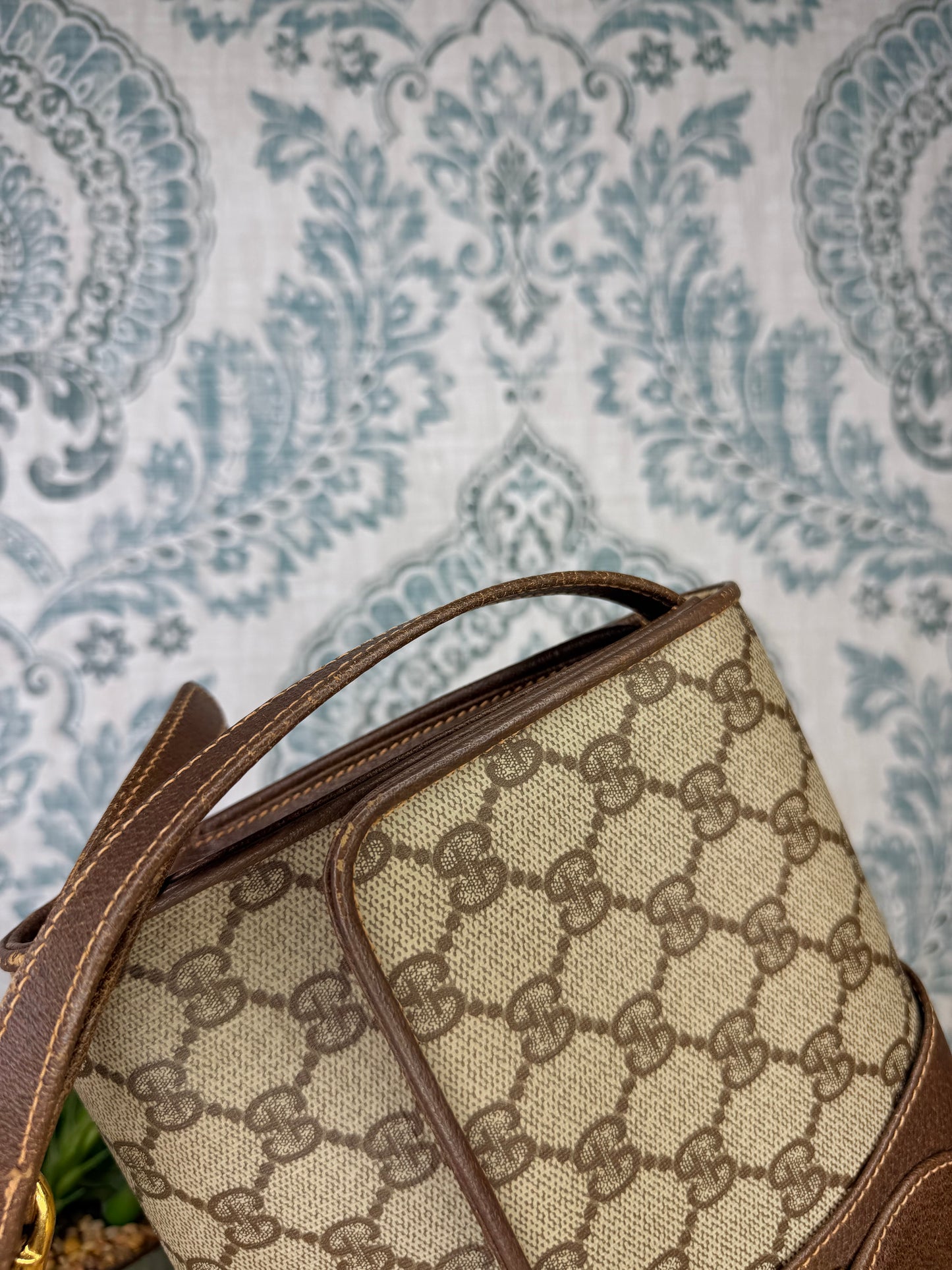 Gucci Supreme Vintage 2way Purse/Clutch