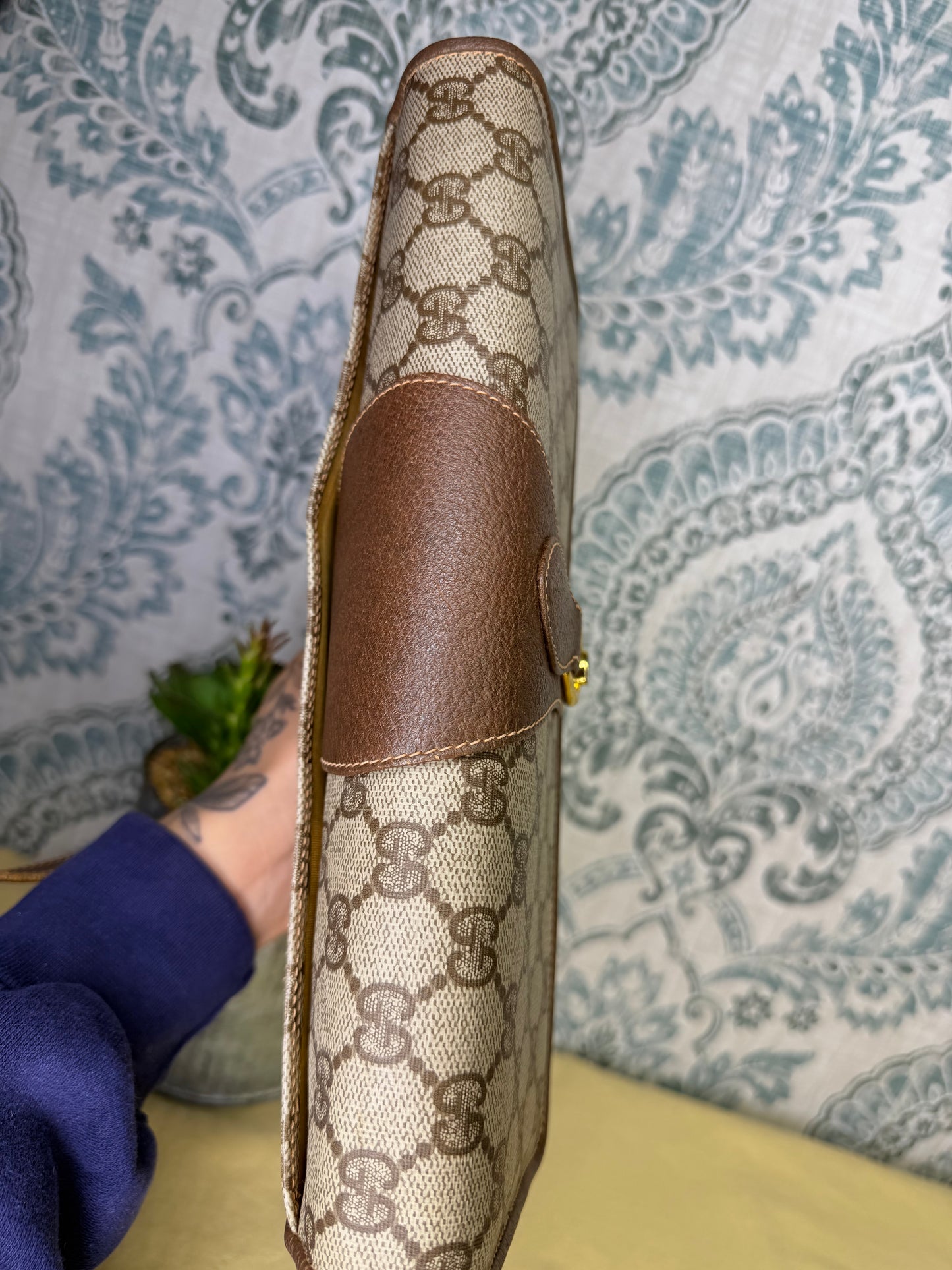 Gucci Supreme Vintage 2way Purse/Clutch