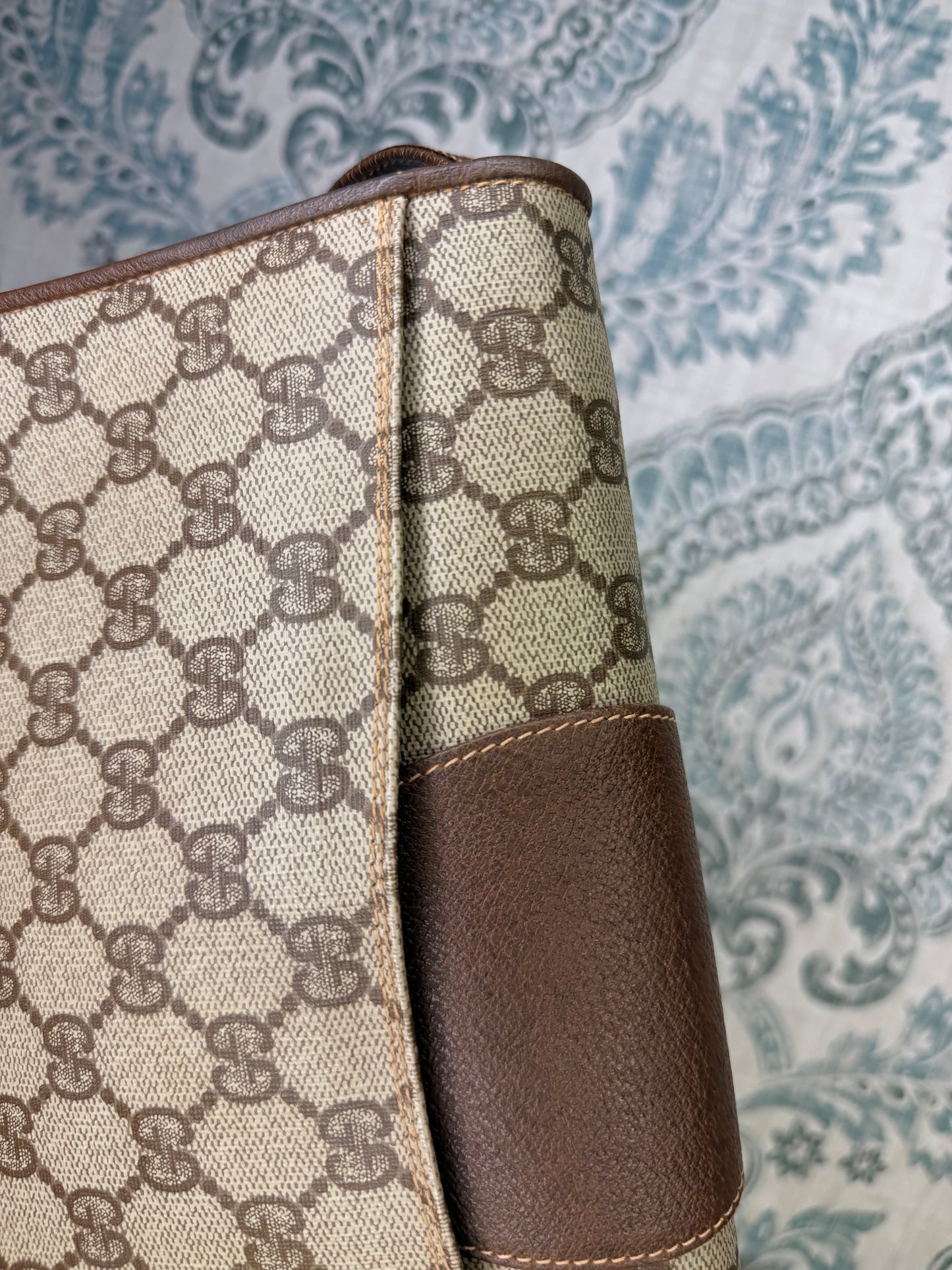 Gucci Supreme Vintage 2way Purse/Clutch