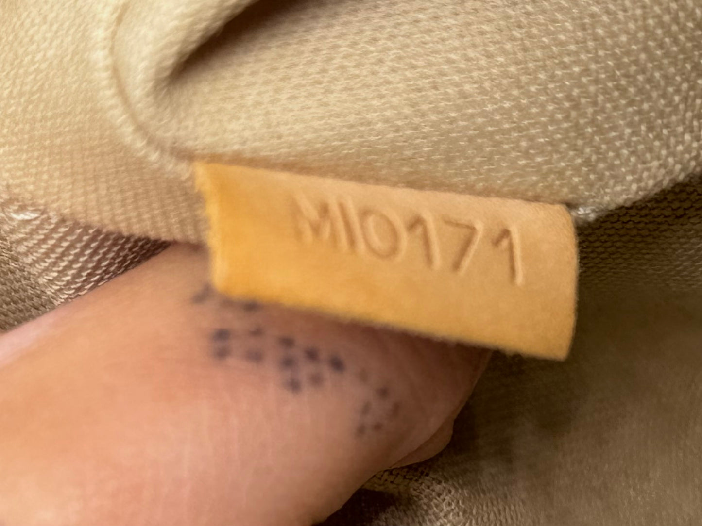 Louis Vuitton Siracusa PM