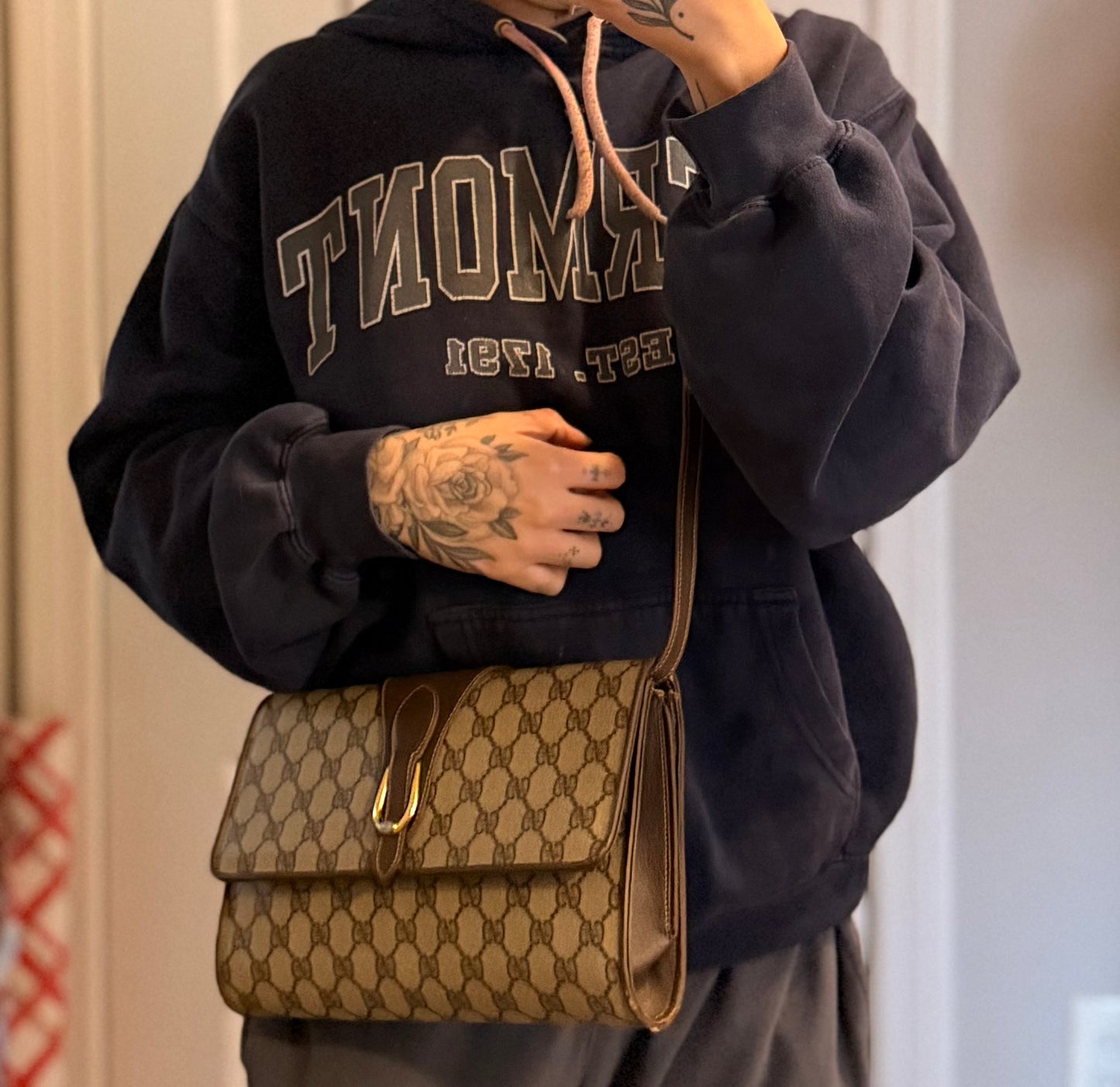 Gucci Supreme Vintage 2way Purse/Clutch