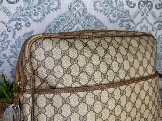 Gucci Supreme Large Messenger Bag