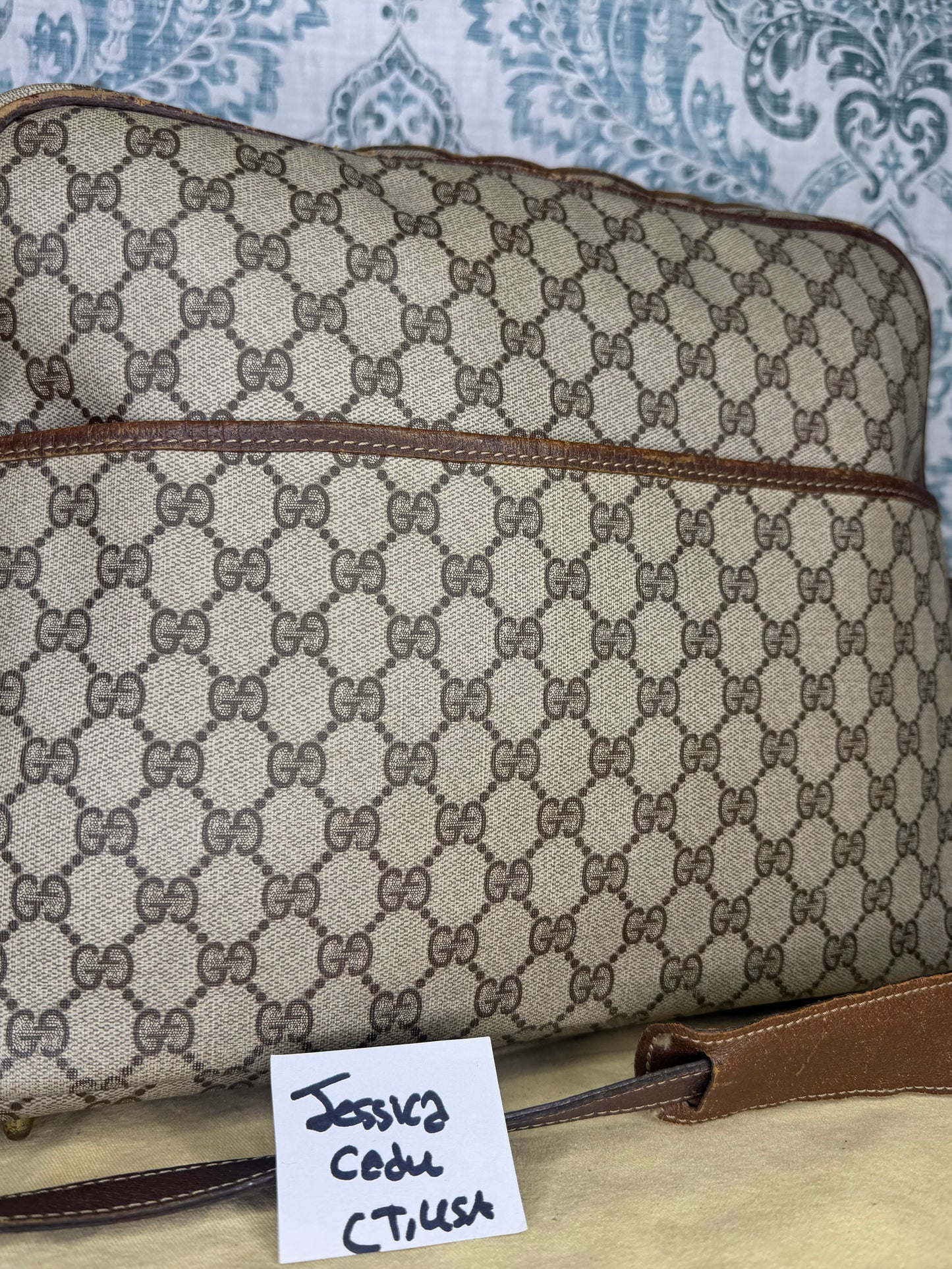 Gucci Supreme Large Messenger Bag