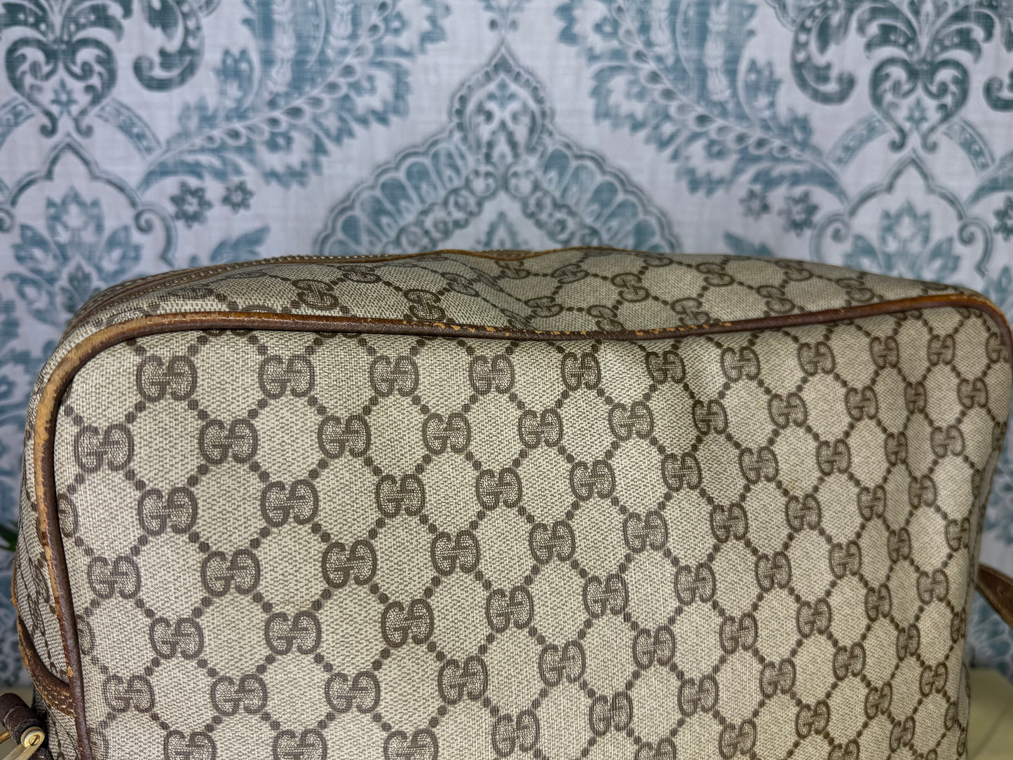 Gucci Supreme Large Messenger Bag
