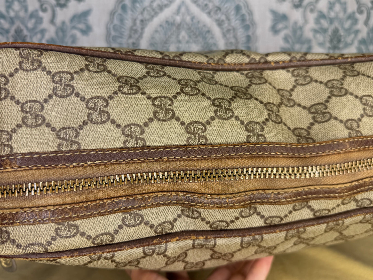 Gucci Supreme Large Messenger Bag