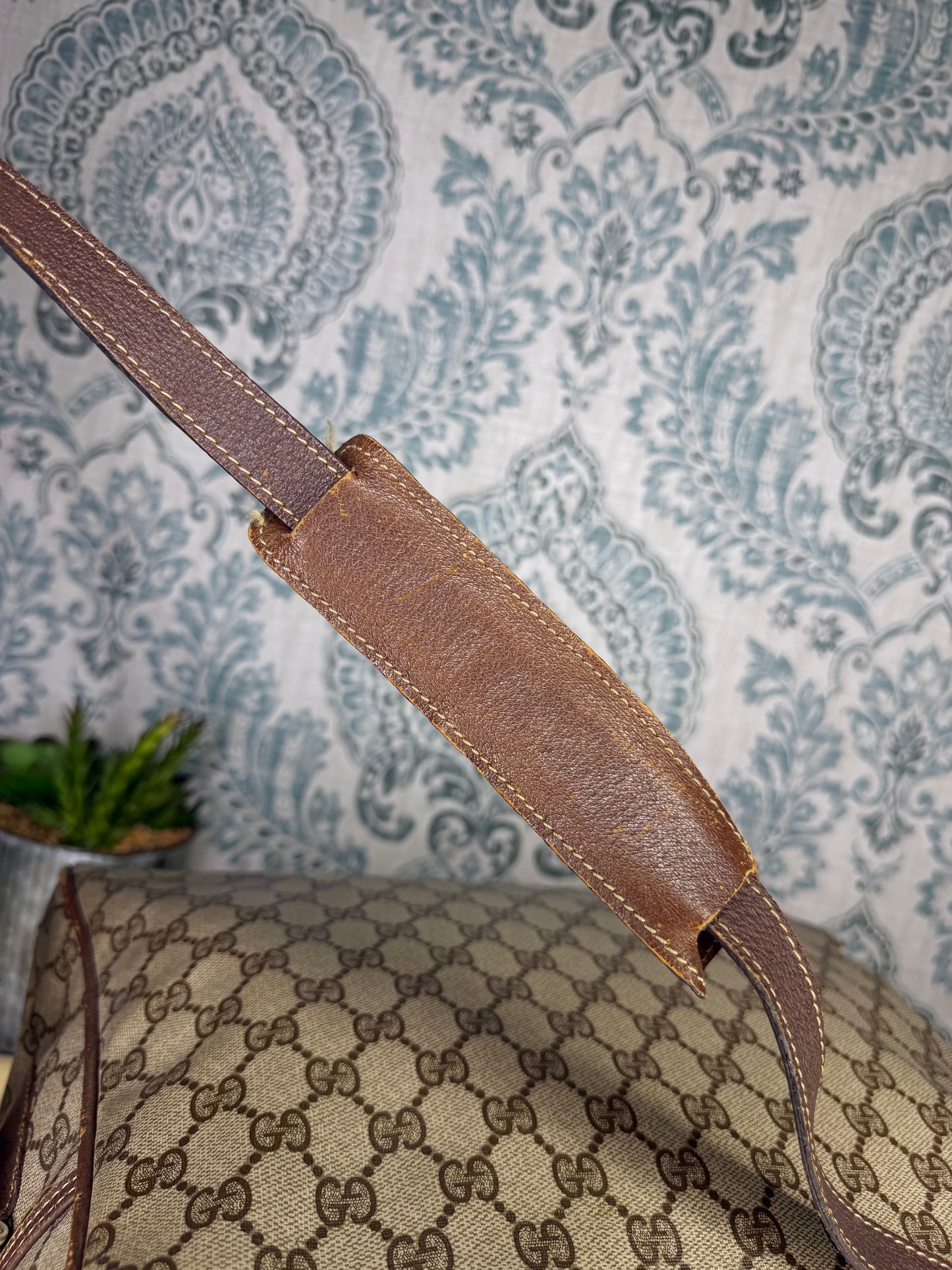 Gucci Supreme Large Messenger Bag