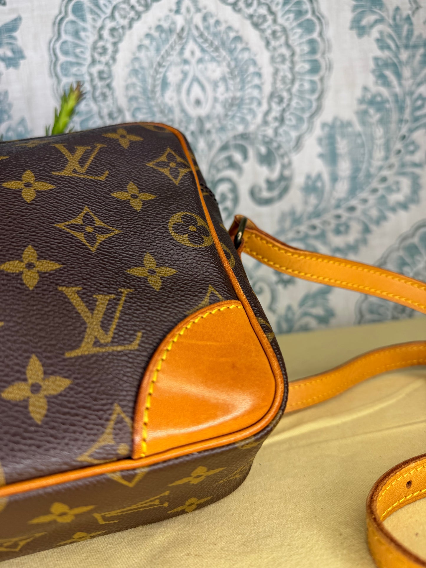 Louis Vuitton Trocadero 27
