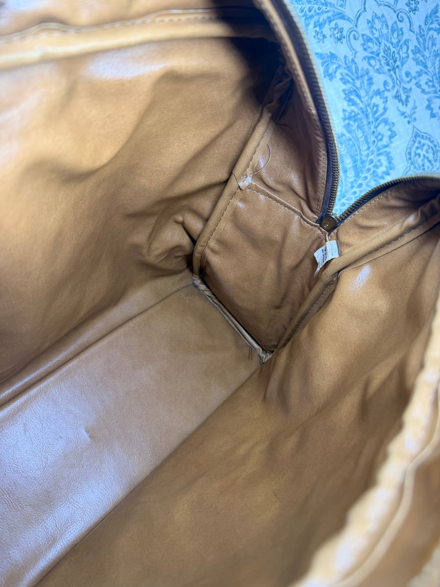 Gucci Supreme Large Messenger Bag