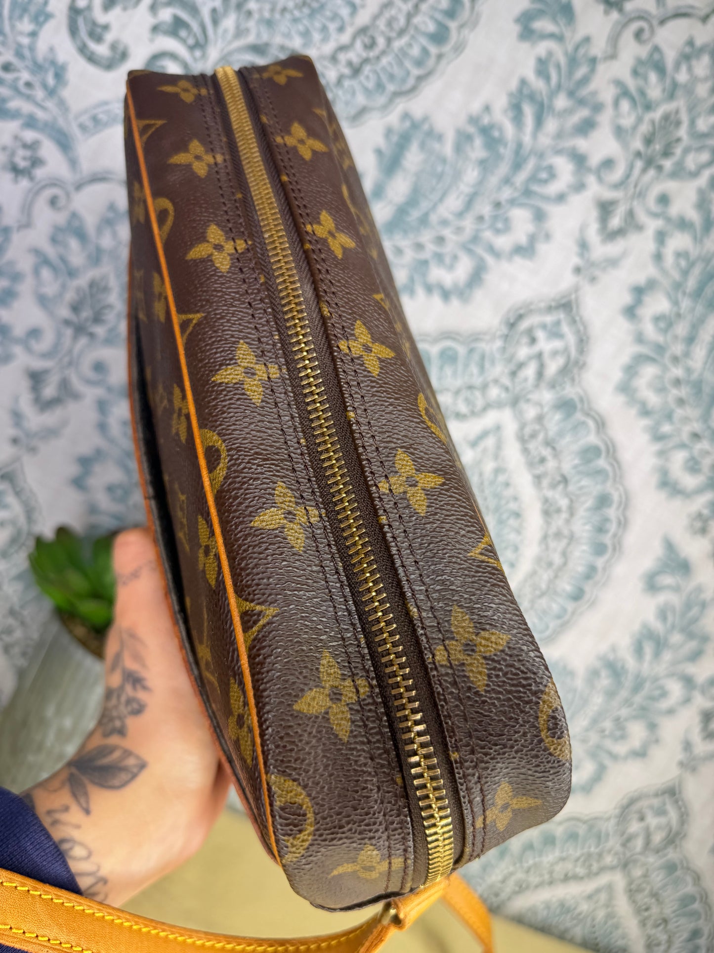 Louis Vuitton Trocadero 27