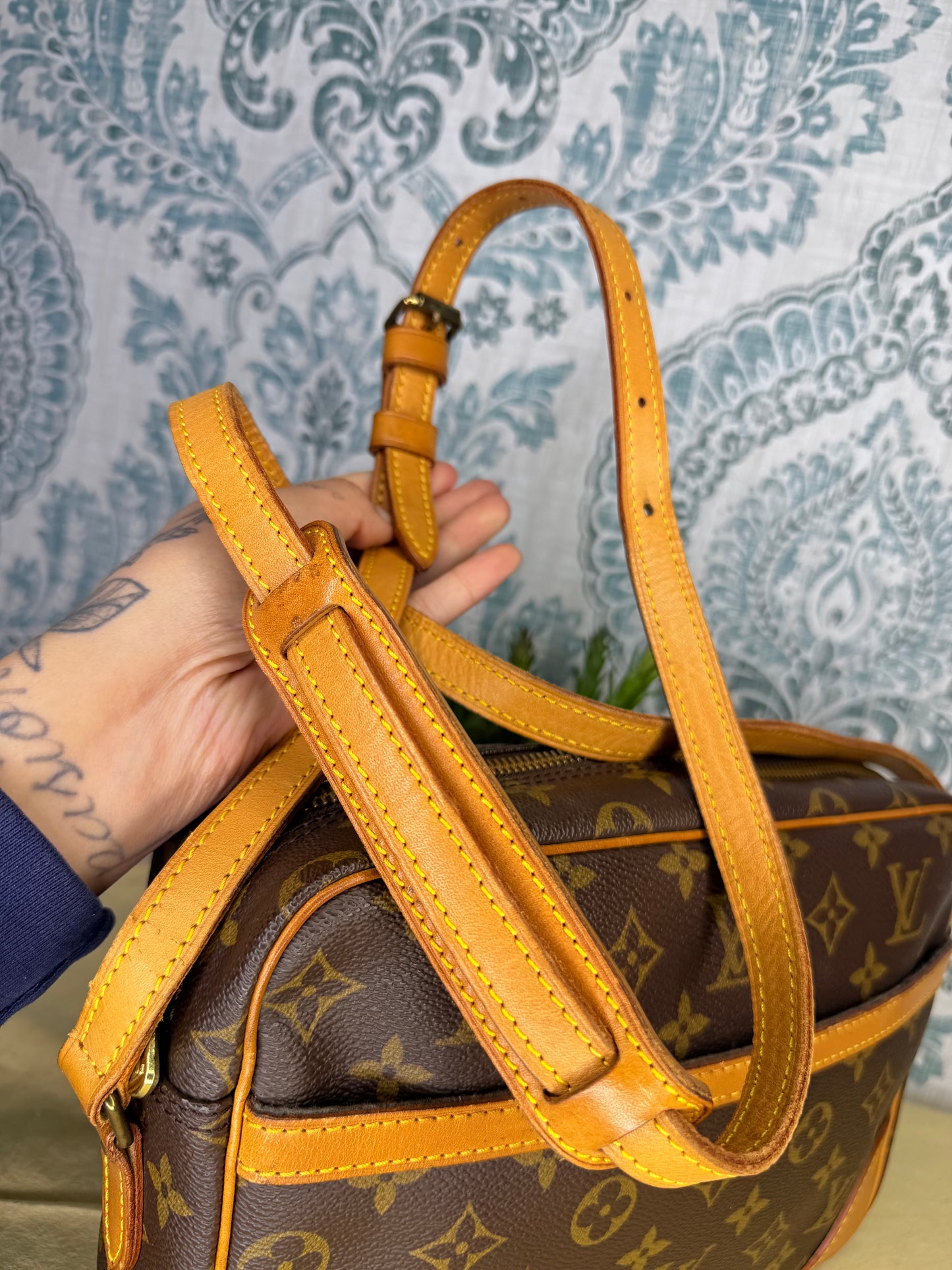 Louis Vuitton Trocadero 27