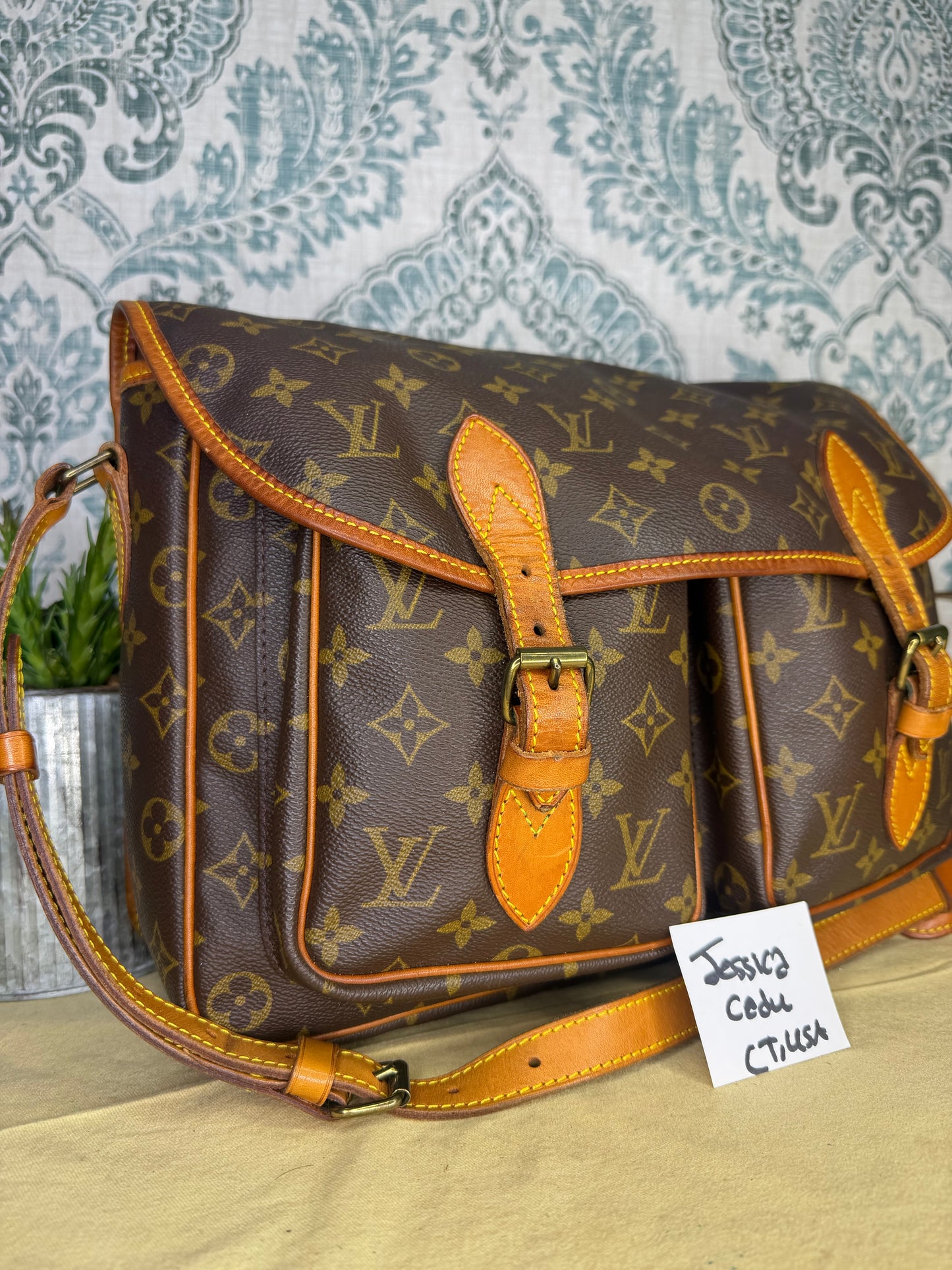 Louis Vuitton Sac Bazas