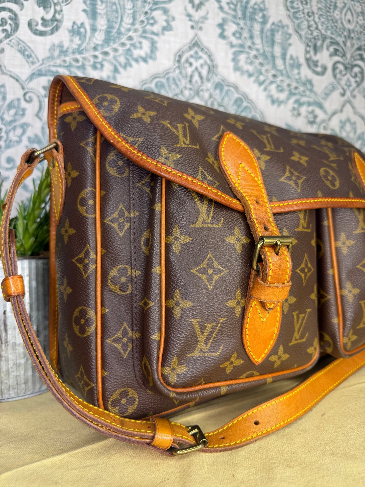 Louis Vuitton Sac Bazas