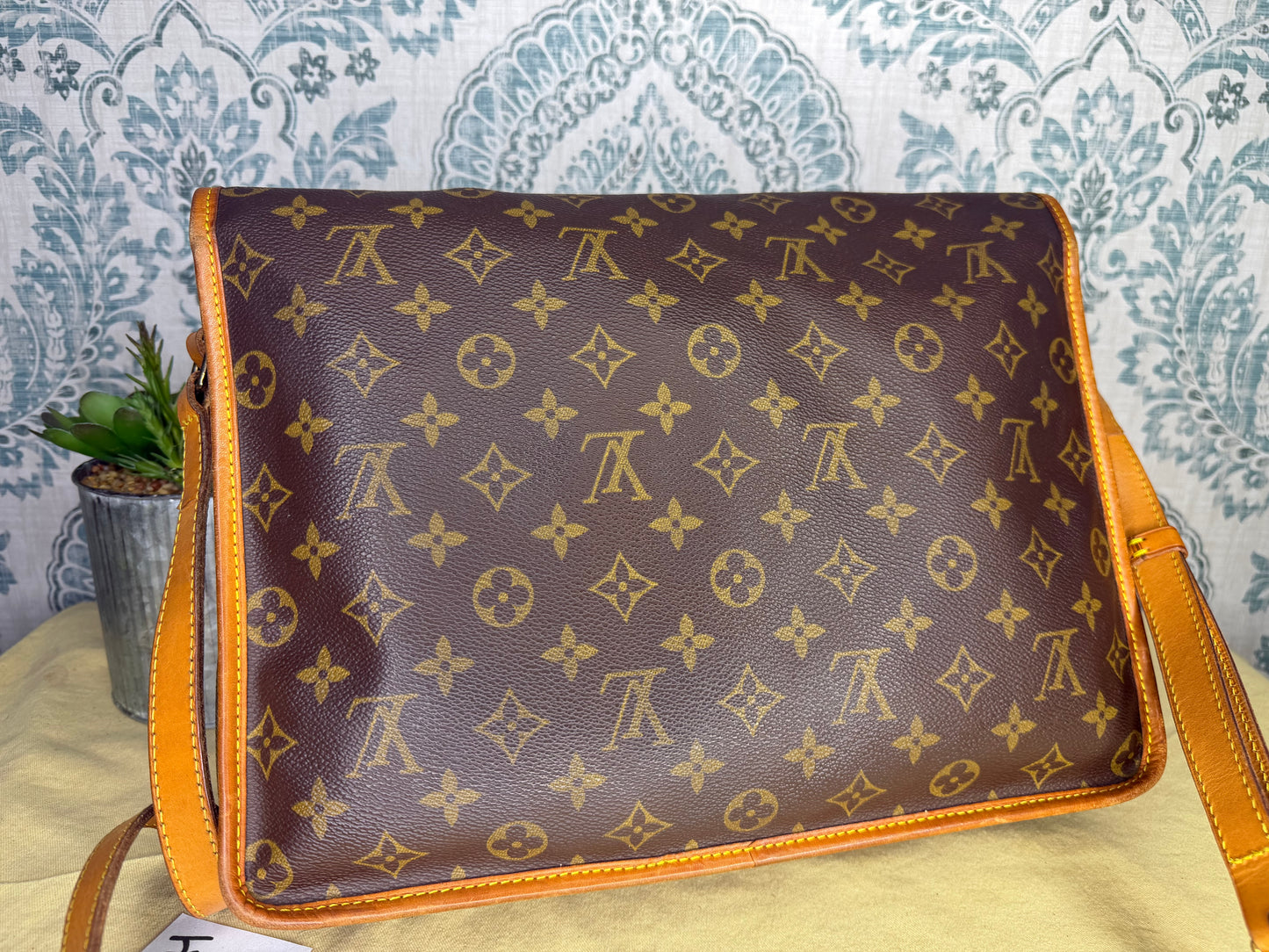 Louis Vuitton Sac Bazas