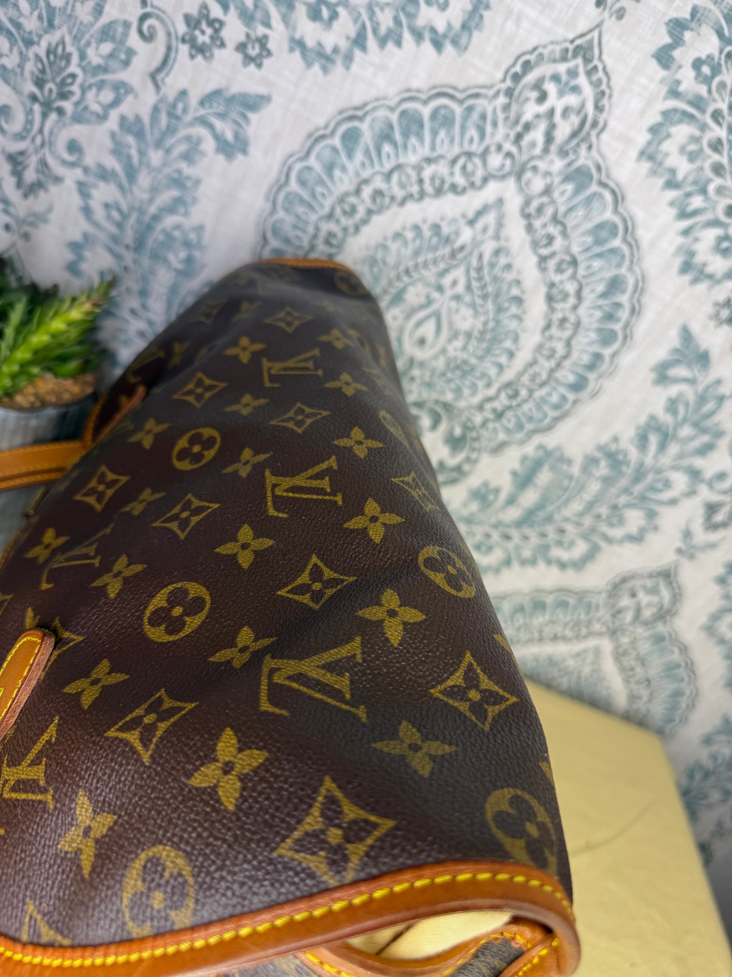 Louis Vuitton Sac Bazas