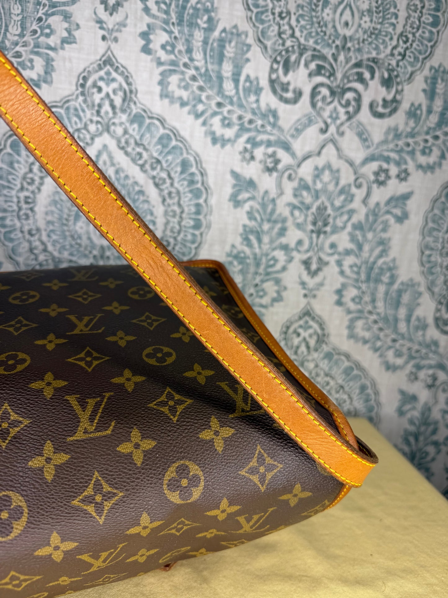 Louis Vuitton Sac Bazas