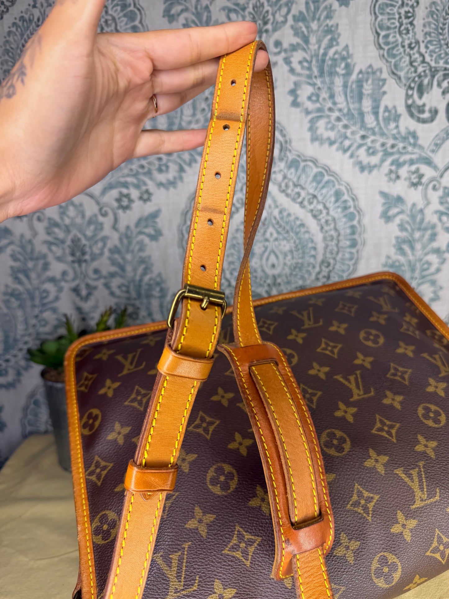Louis Vuitton Sac Bazas