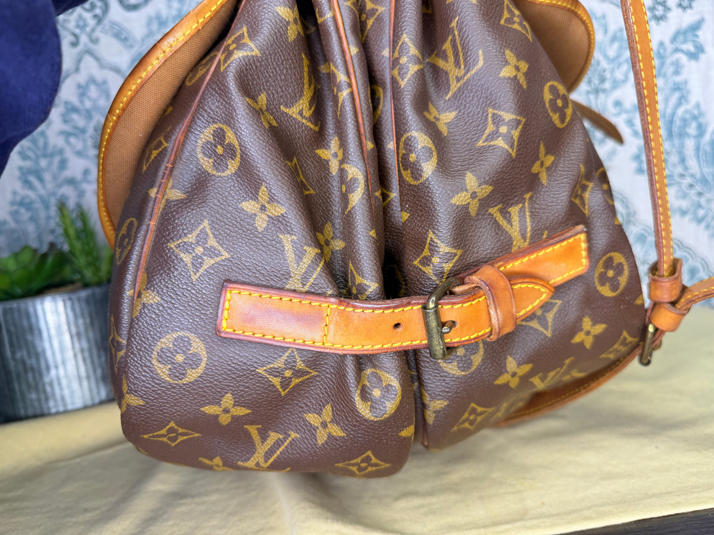 Louis Vuitton Saumur 35 #1