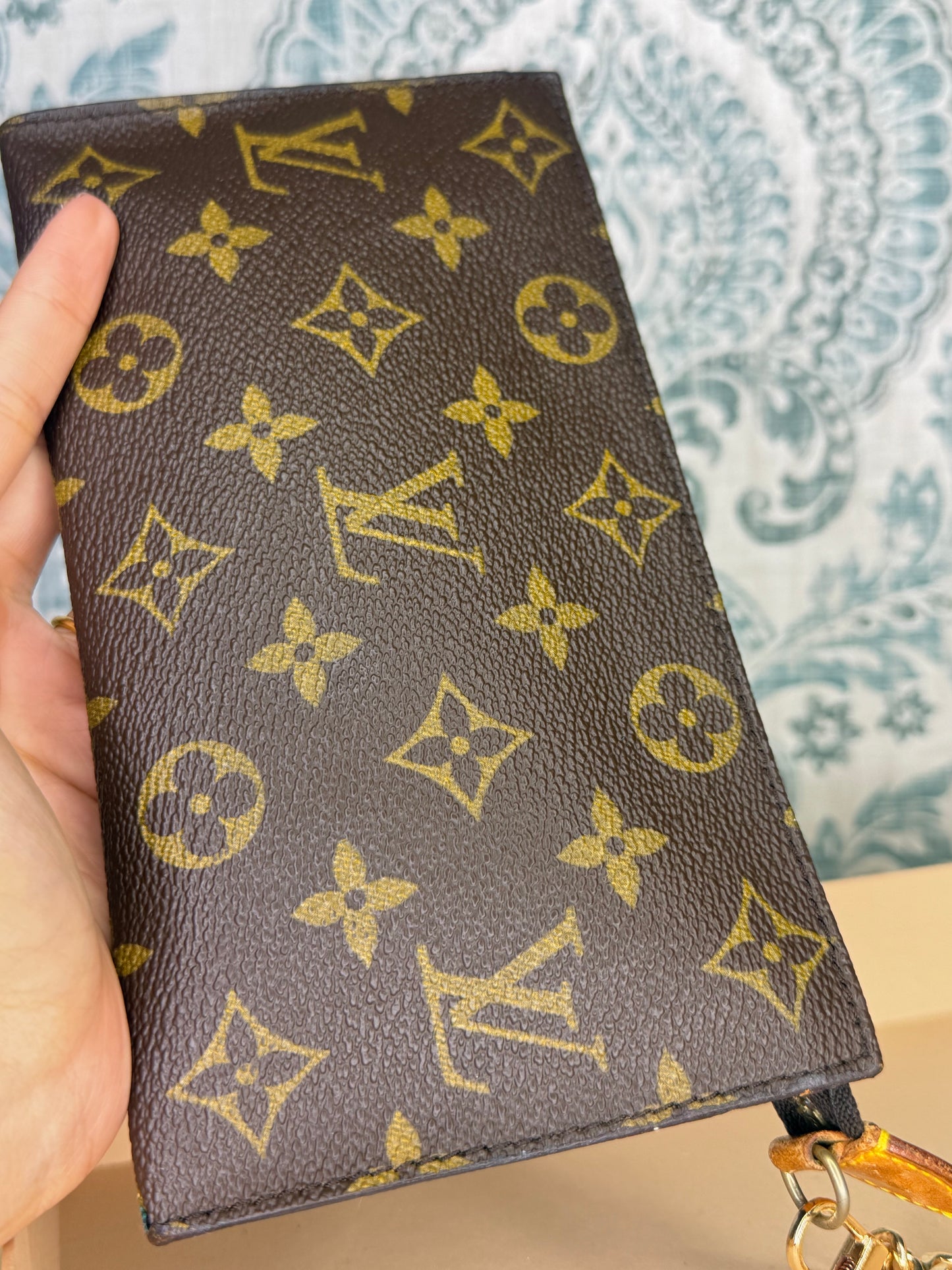 Louis Vuitton Monogram Bucket GM Pochette