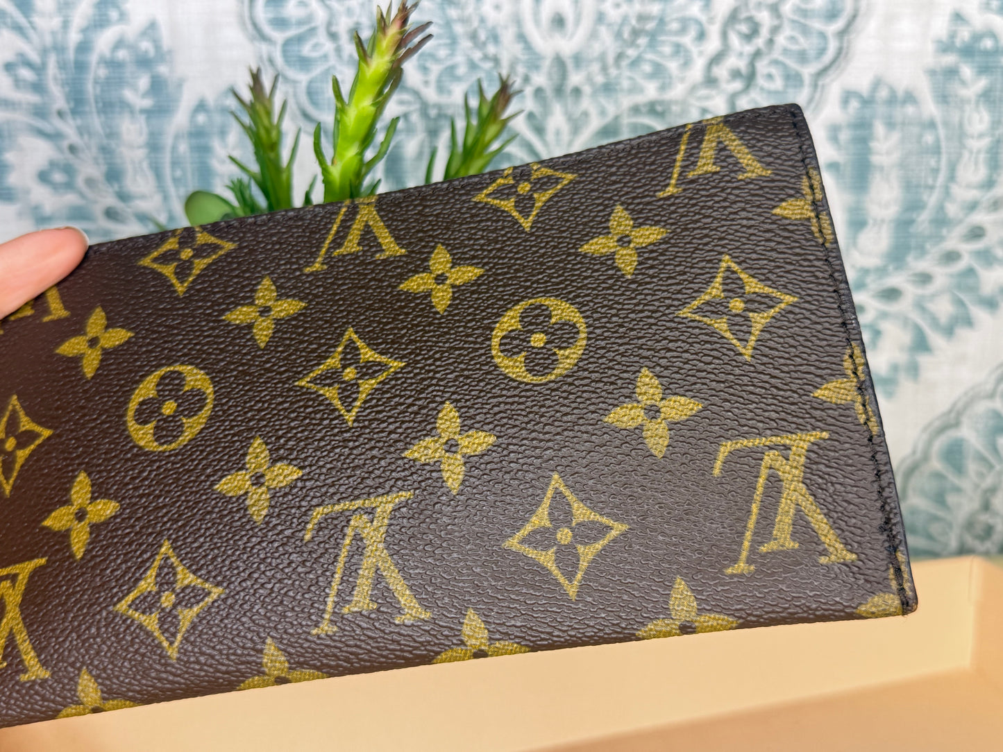 Louis Vuitton Monogram Bucket GM Pochette