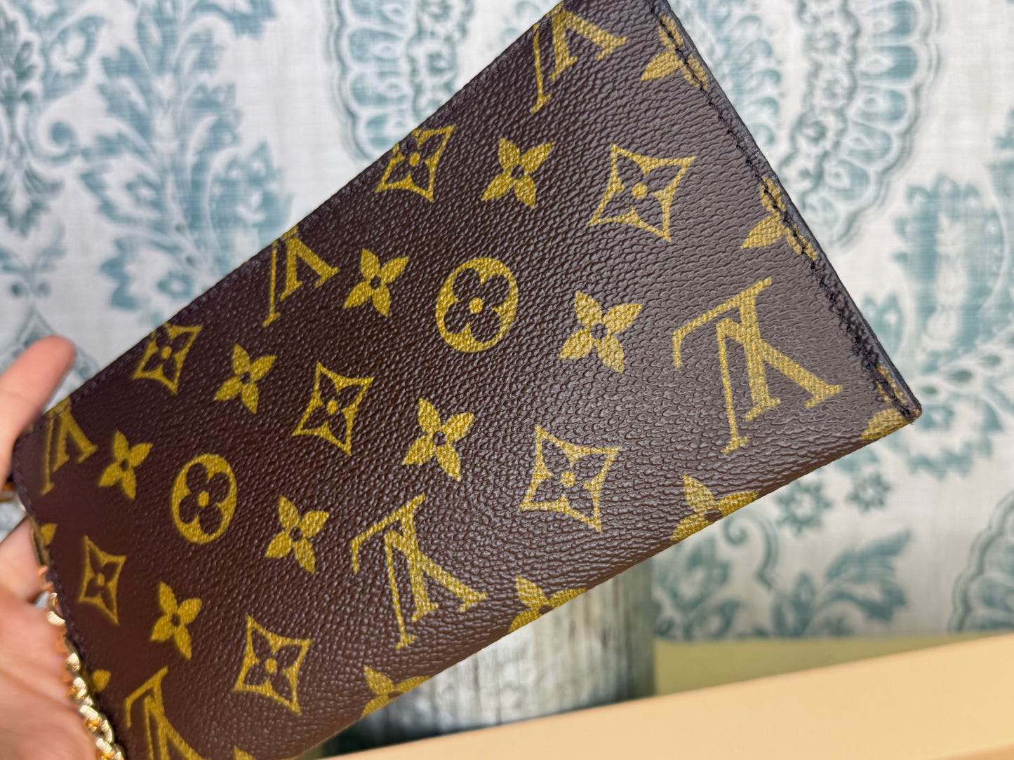 Louis Vuitton Monogram Bucket GM Pochette