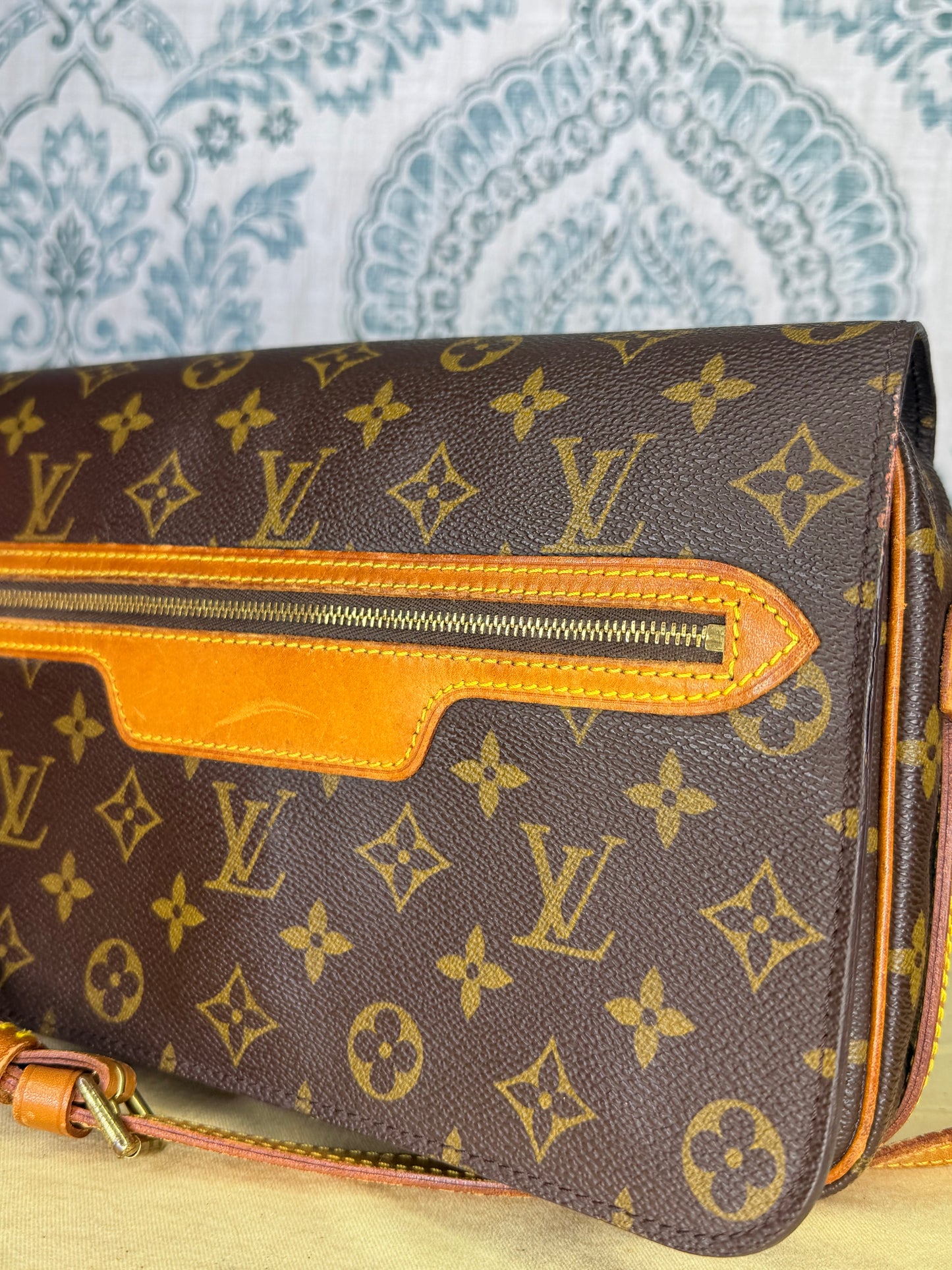 Louis Vuitton Saint Germain 27